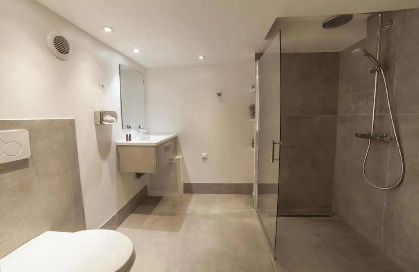 Bathroom in La Valiz