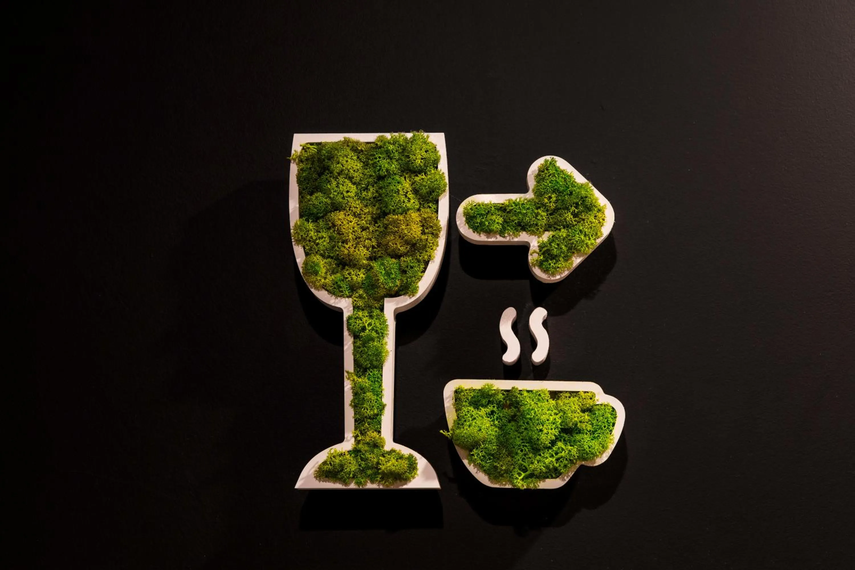 Decorative detail in La Valiz