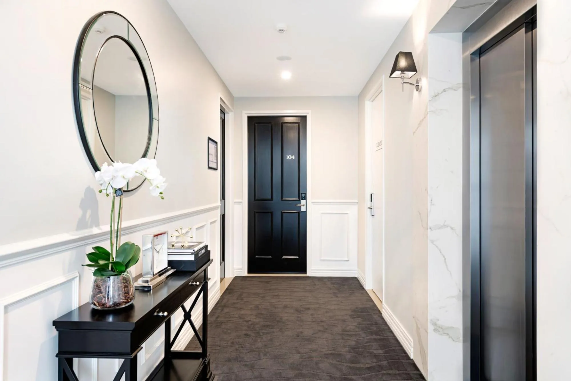 Property building in Manhattan Apartments - Glen Iris