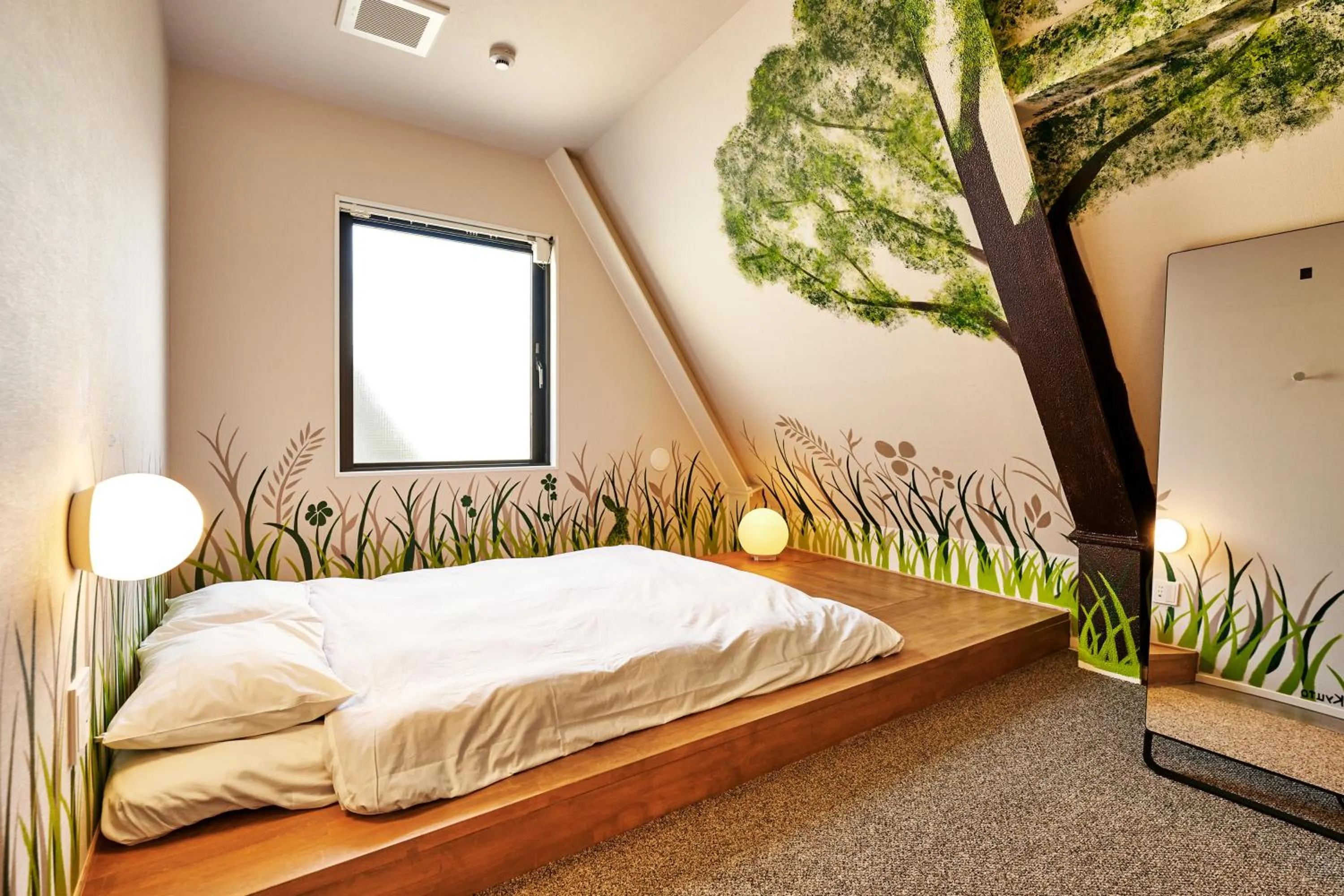 &AND HOSTEL KURAMAE west