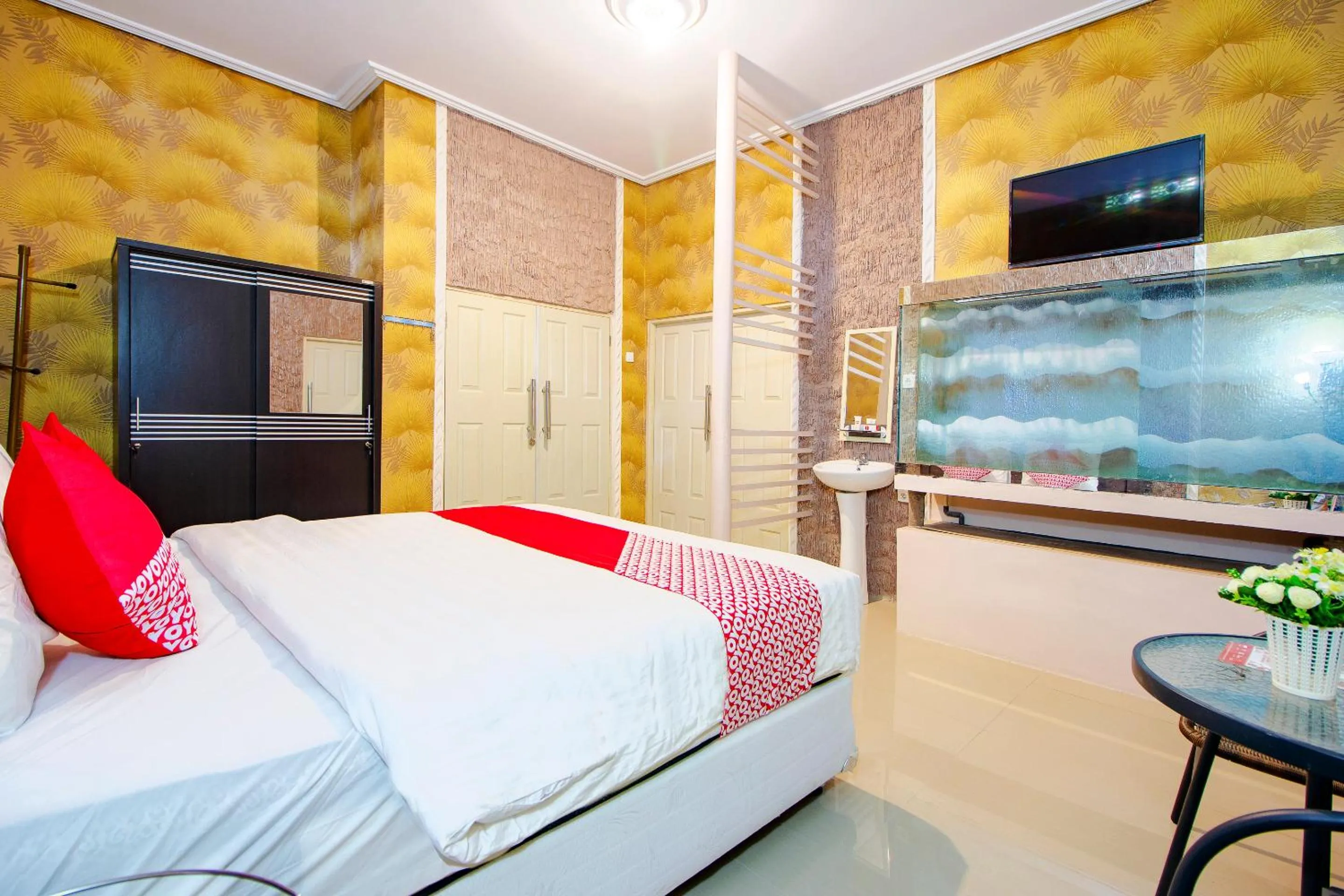 Photo of the whole room, TV/Entertainment Center in OYO 1277 Pondok Damai Syariah