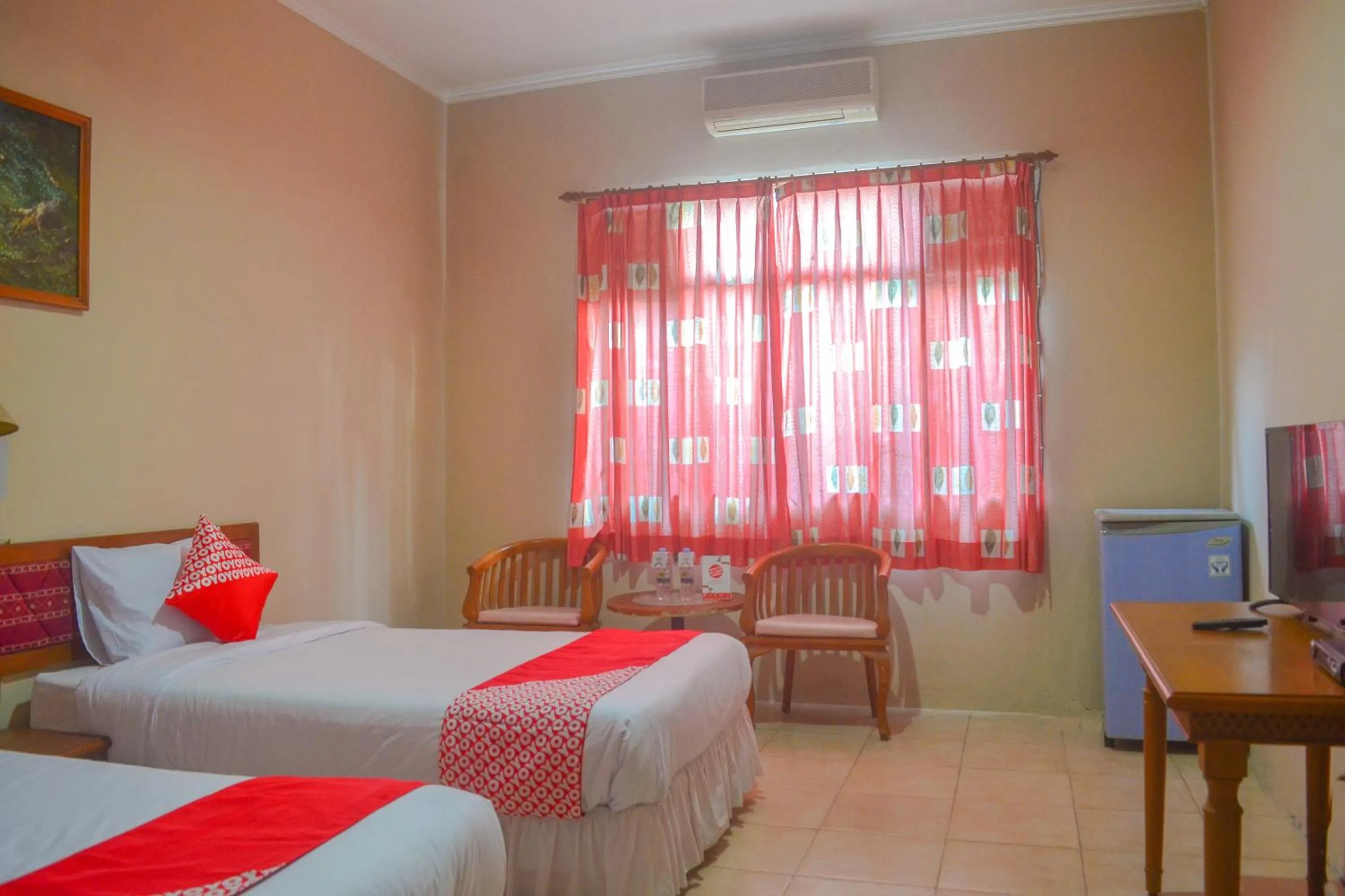 Bedroom, Bed in Hotel O Pantai Jaya