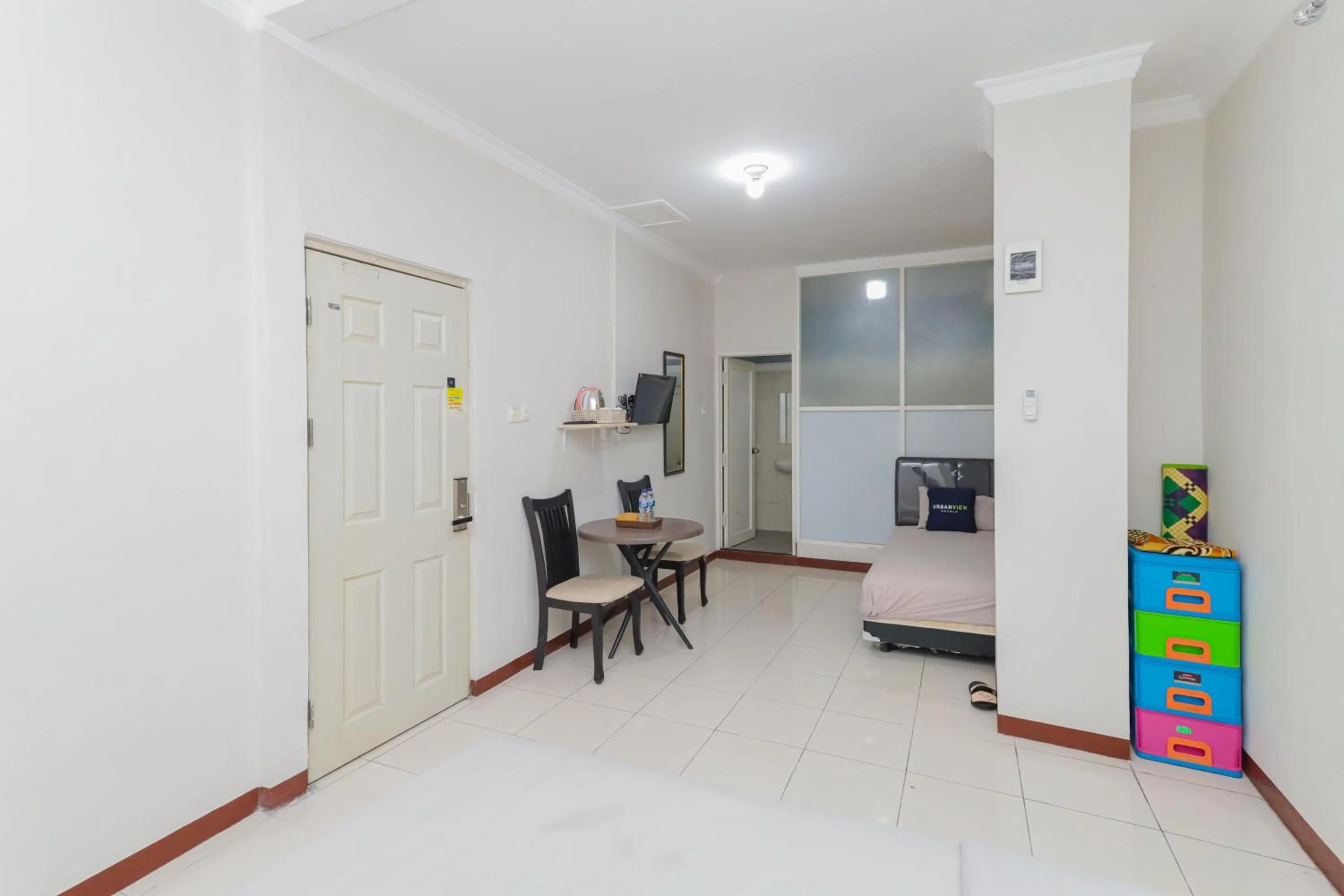 Bedroom in Urbanview Hotel Syariah Near Gelora Delta Sidoarjo