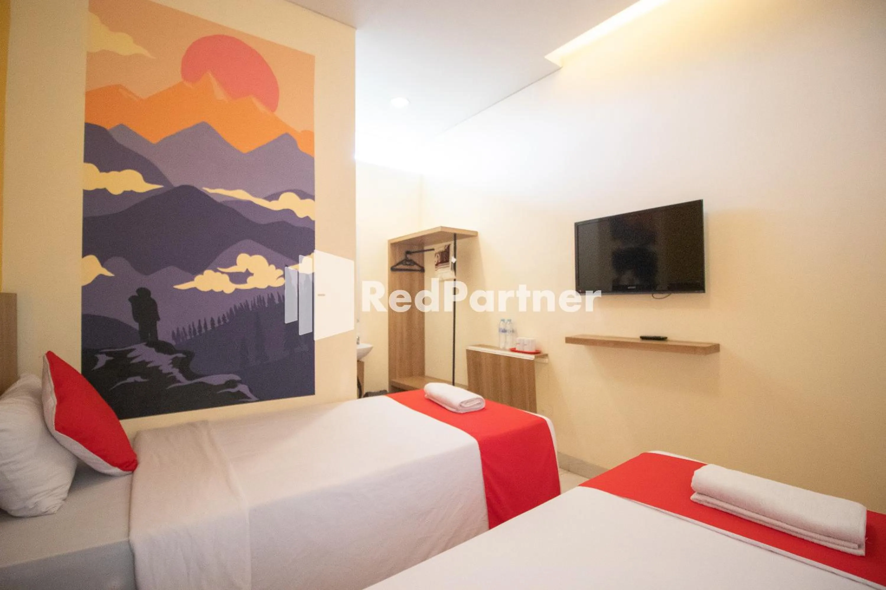 Bedroom, Bed in Griya Damai Syariah Yogyakarta Mitra RedDoorz