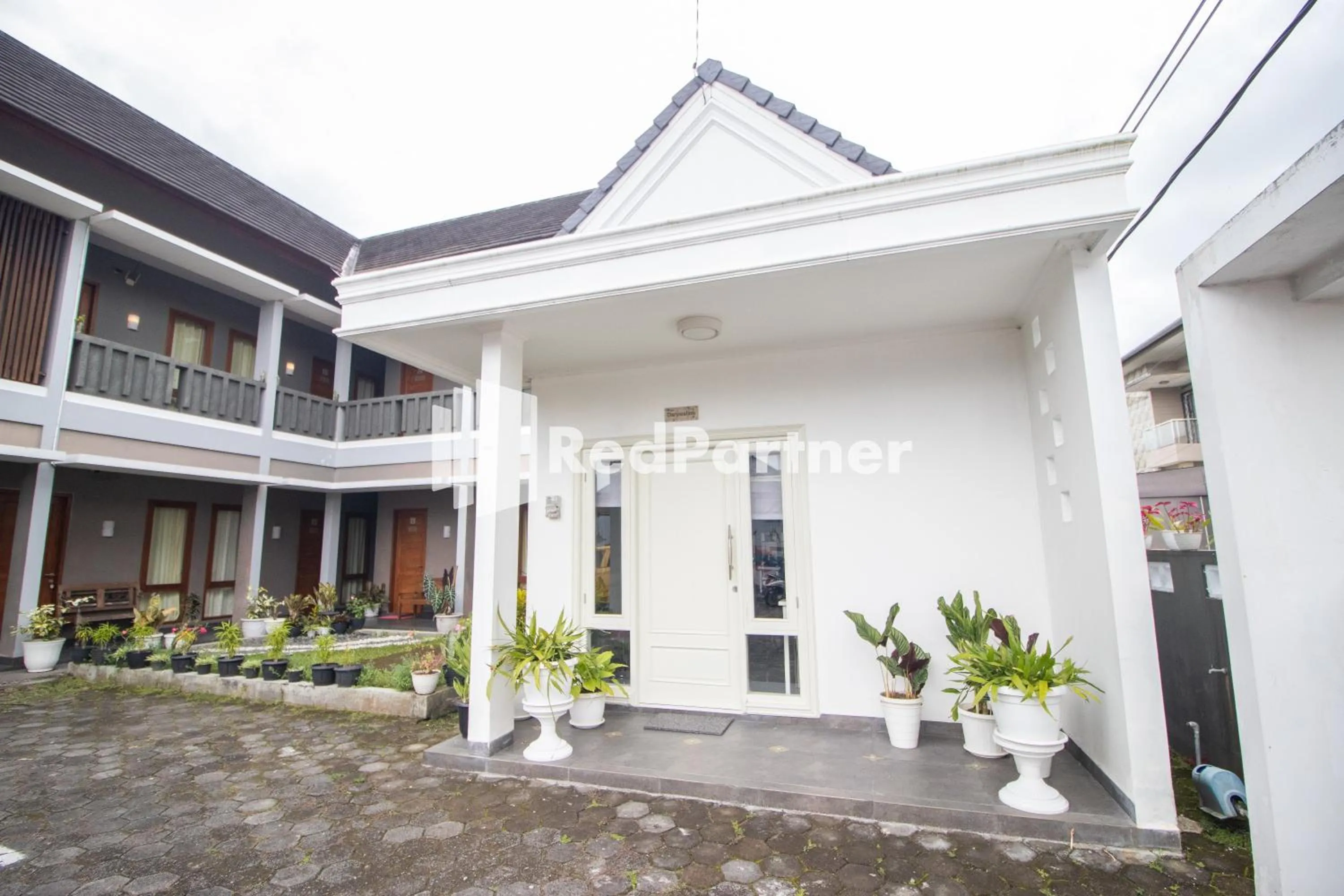 Property building in Griya Damai Syariah Yogyakarta Mitra RedDoorz