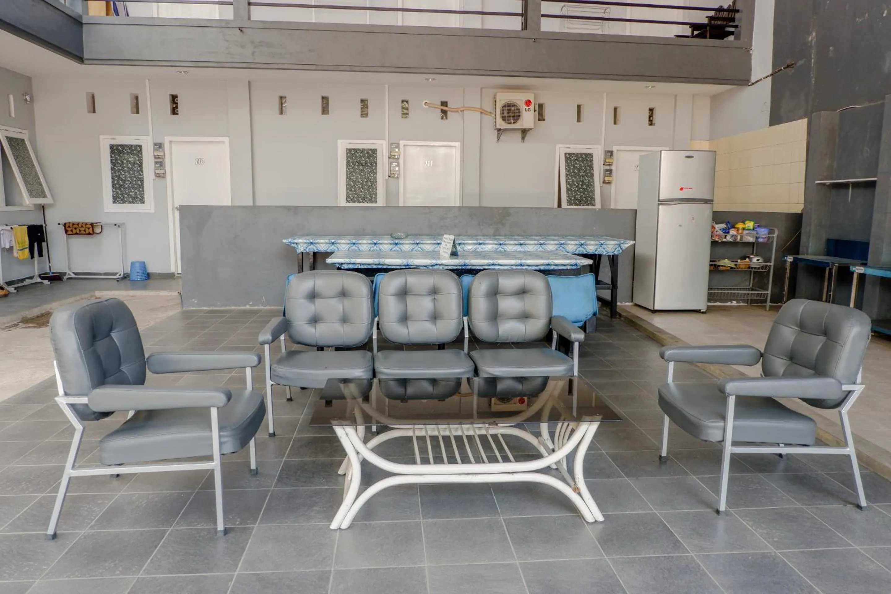 Seating area in Capital O 1176 J3 Residence Syariah