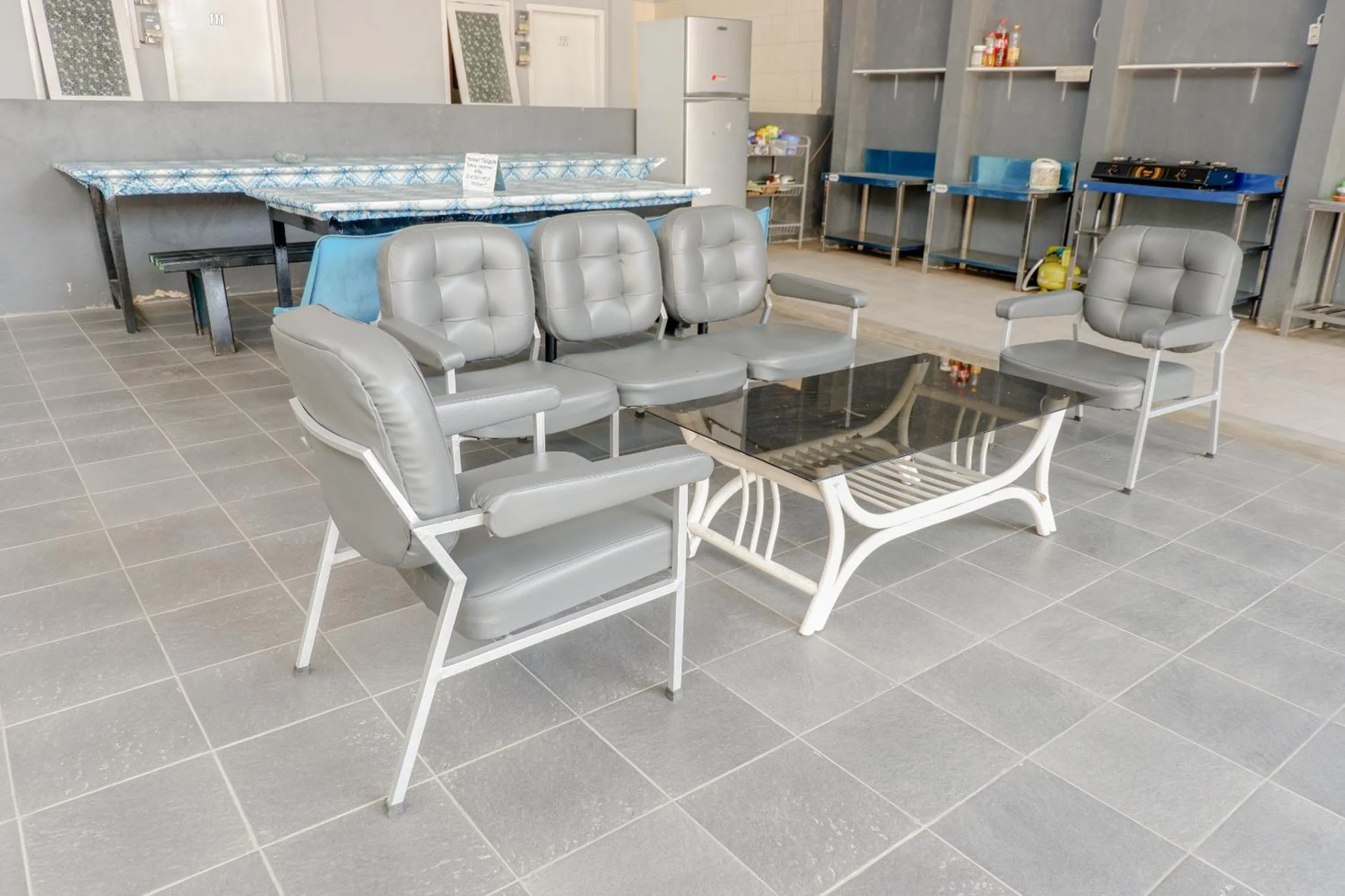 Seating area in Capital O 1176 J3 Residence Syariah