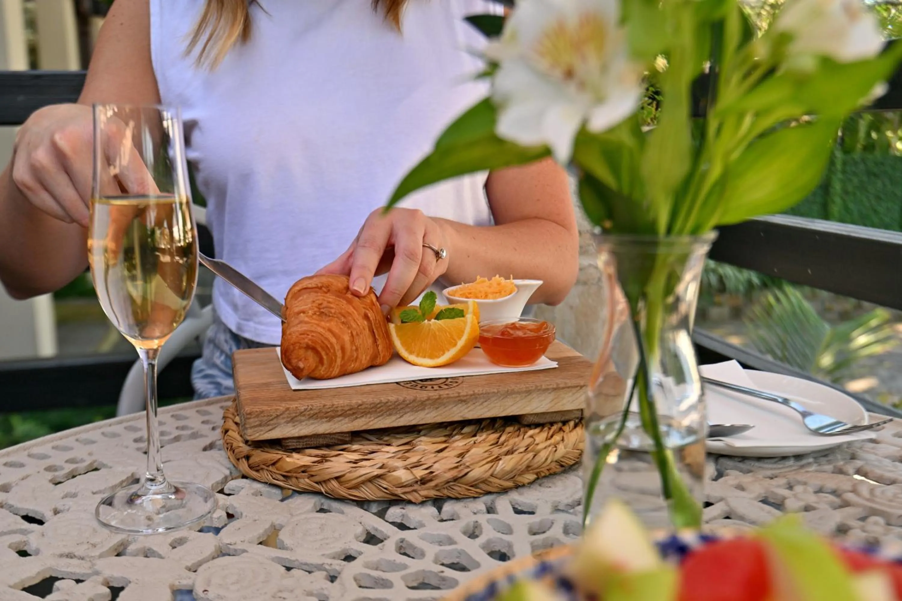 Breakfast in La Perle