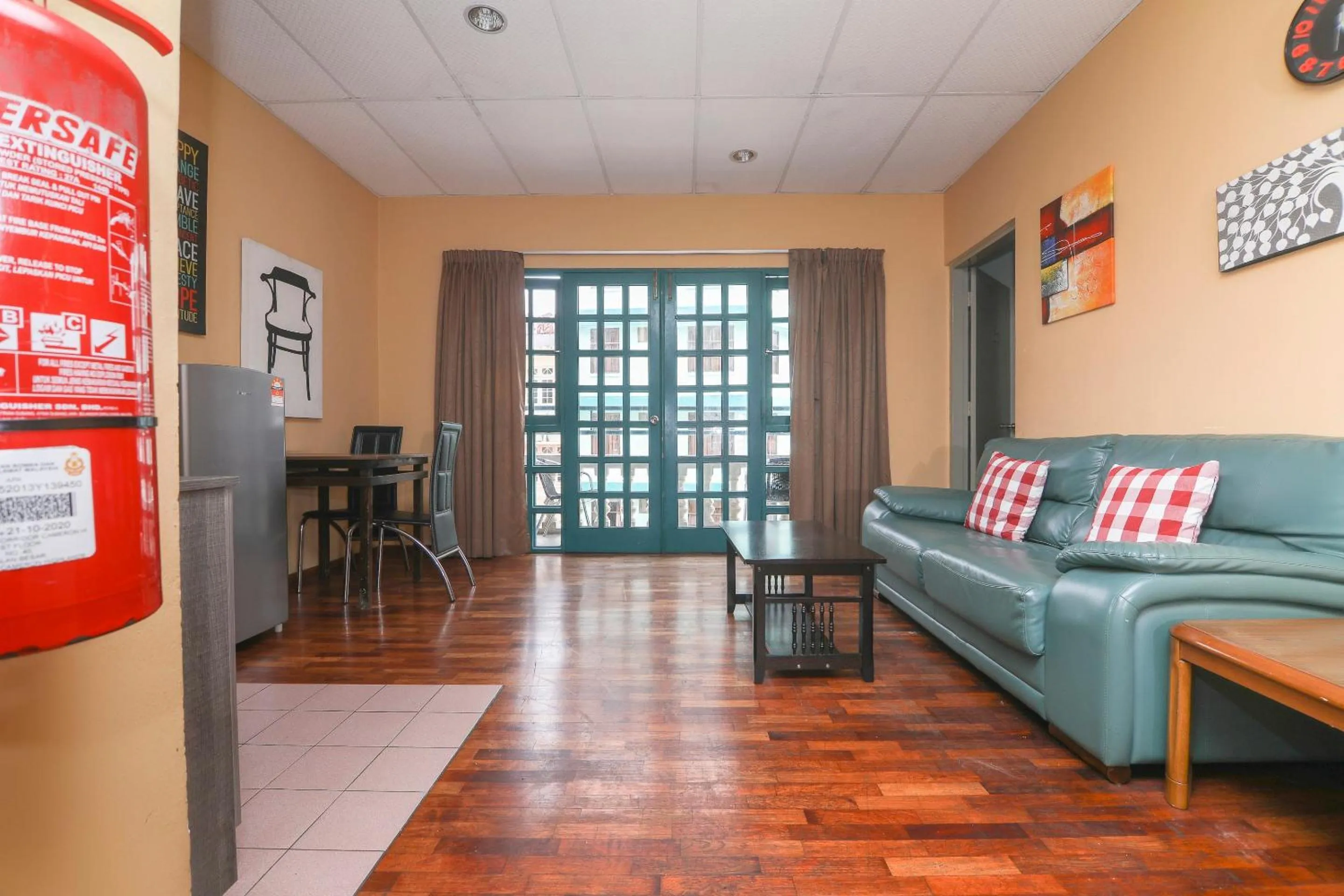 Lobby or reception in SPOT ON 89789 Hotel Check In 2