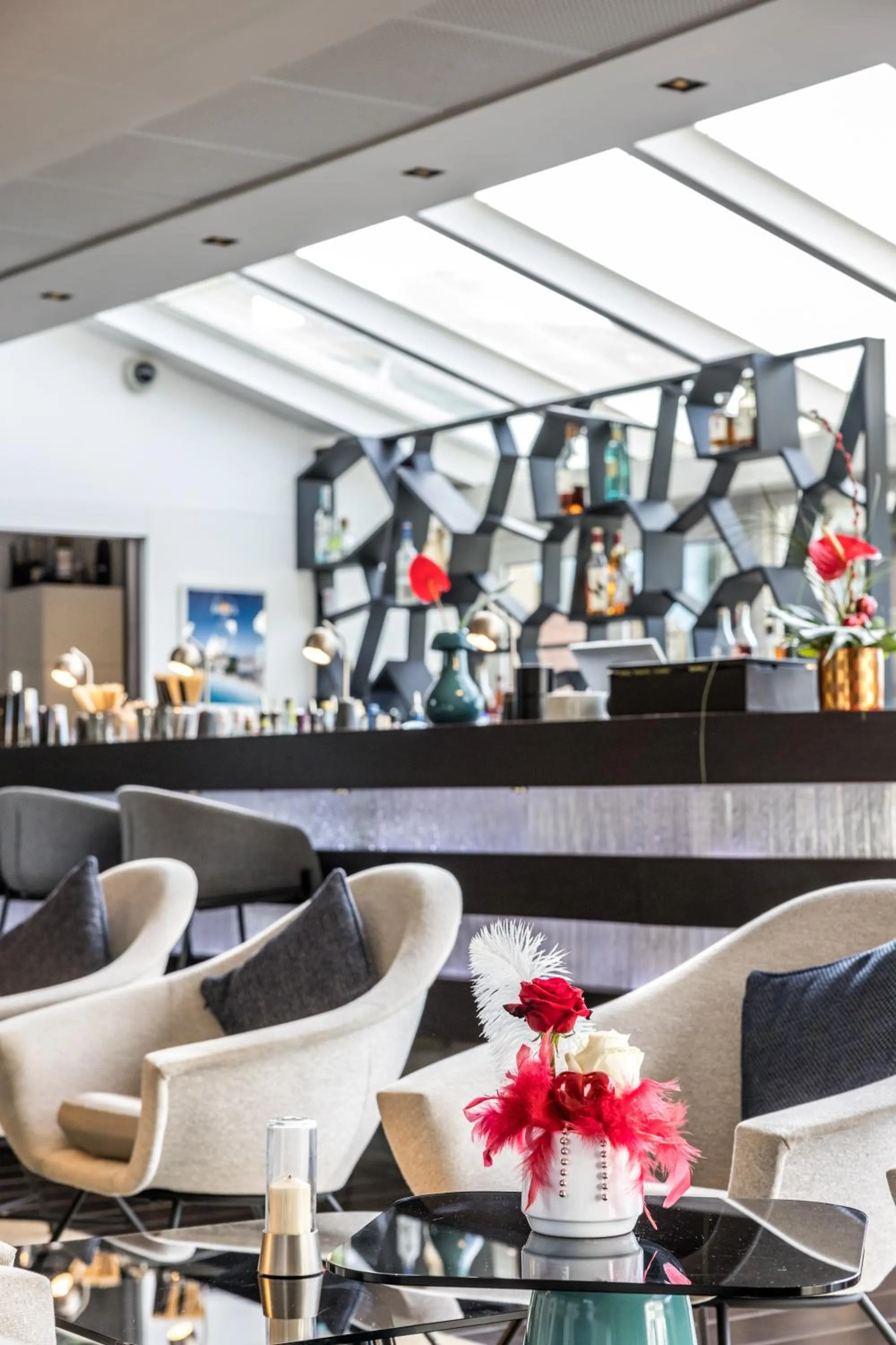 Lounge or bar in Thalazur Bandol Ile Rousse - Hôtel & Spa