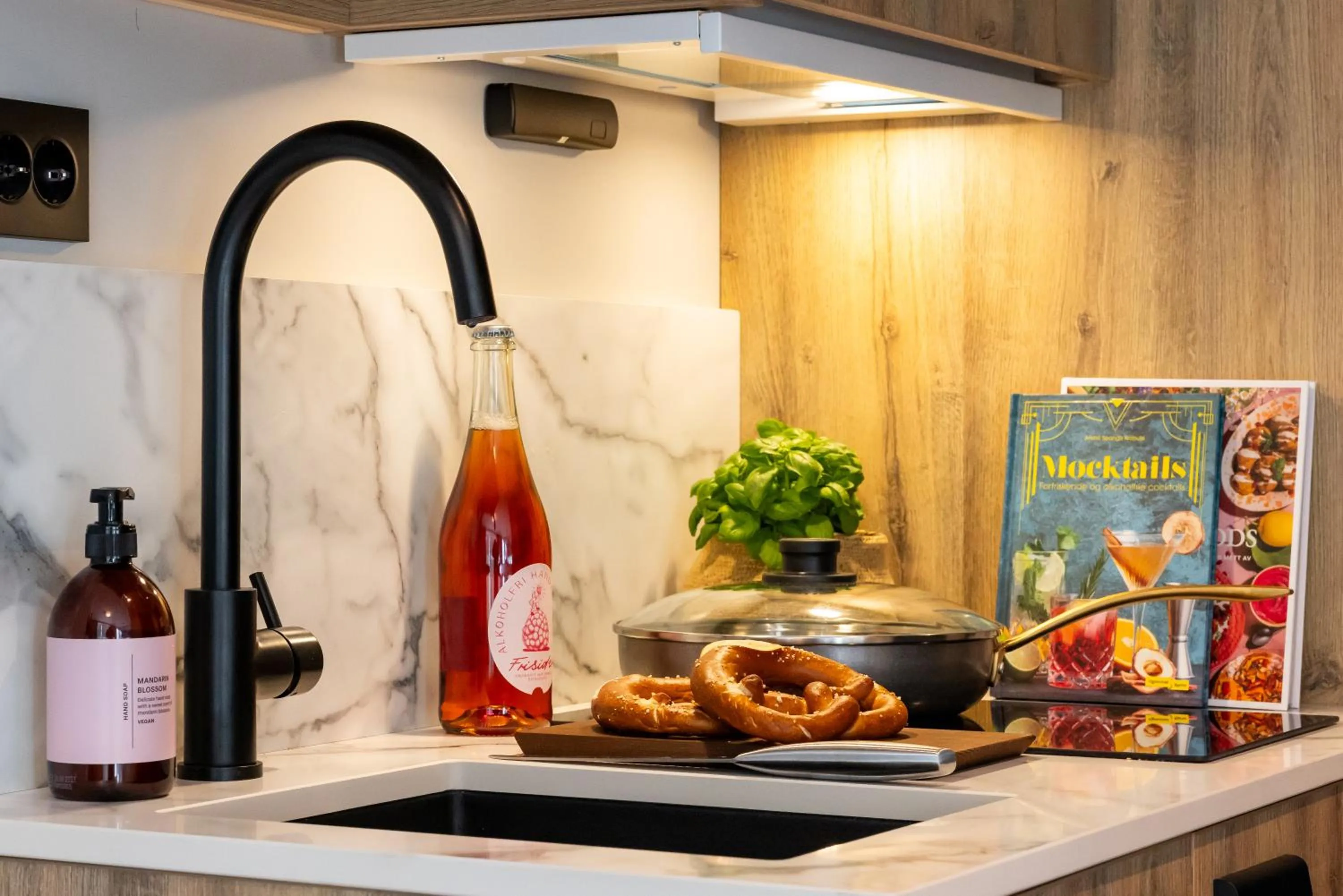 Kitchen or kitchenette in Stryn House Hotel