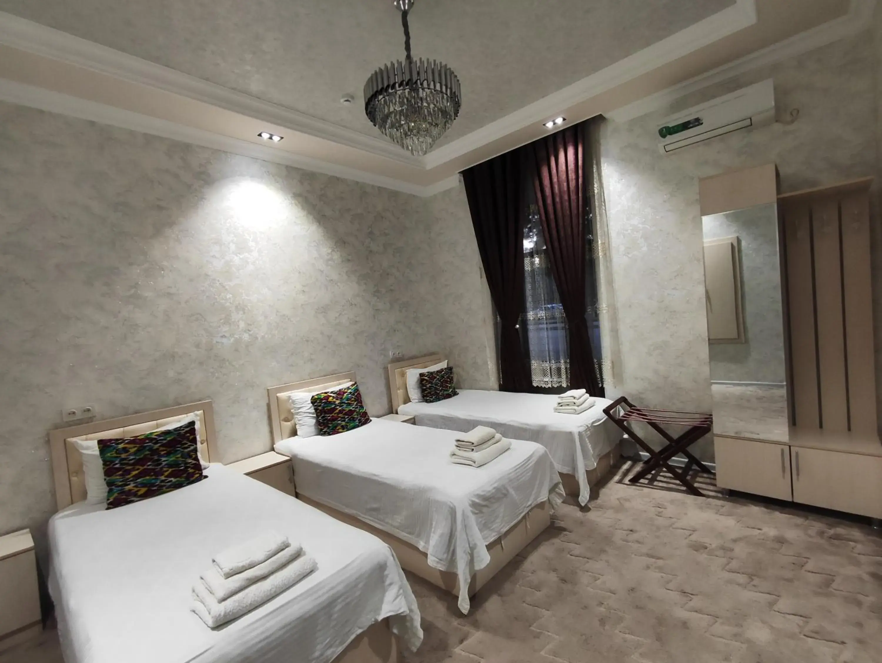 Triple Room with City View in Hotel Suzani Samarkand Triple Room with City View in Hotel Suzani Samarkand
