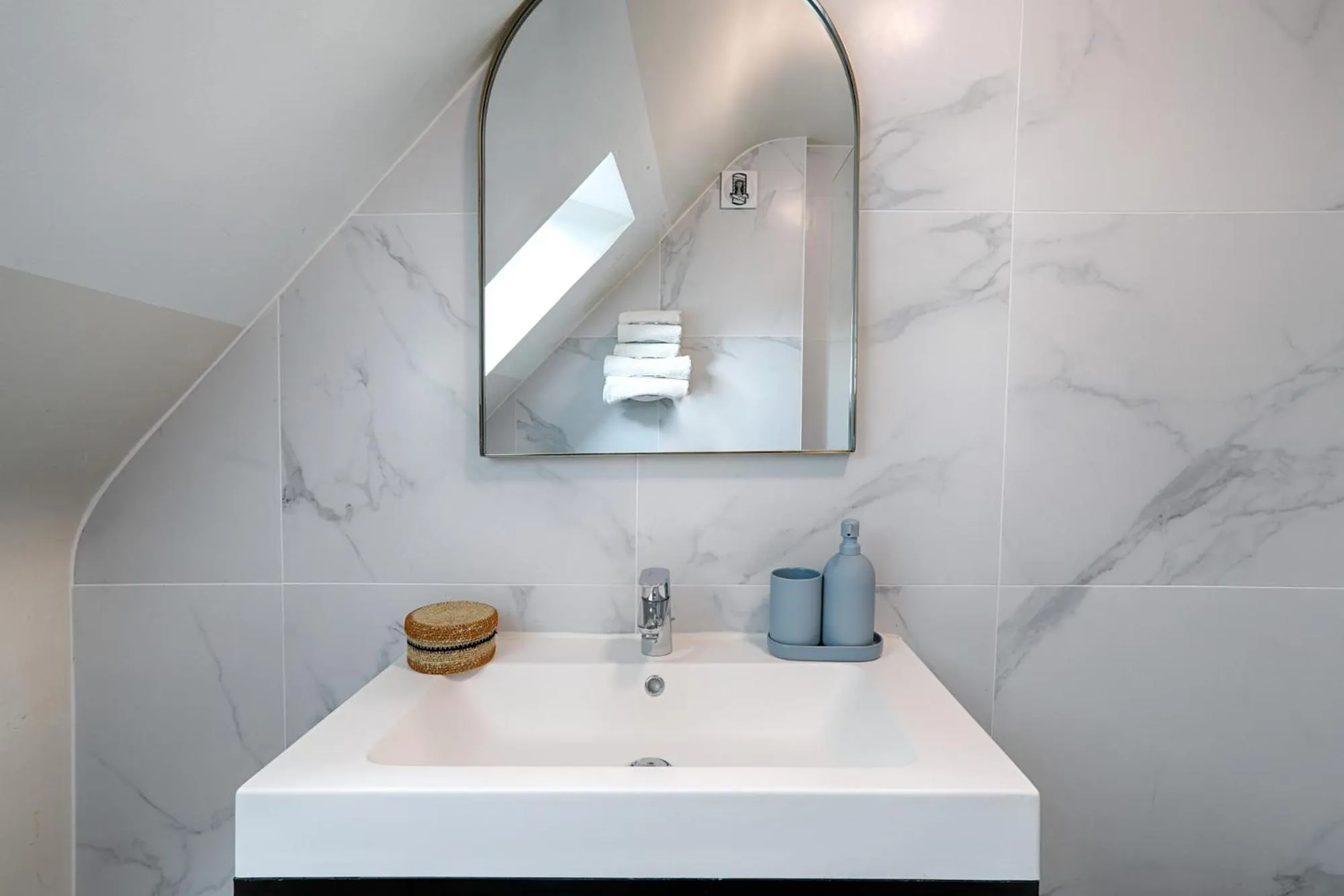 Bathroom in Hotel Le Branhoc - Brit Hotel Auray