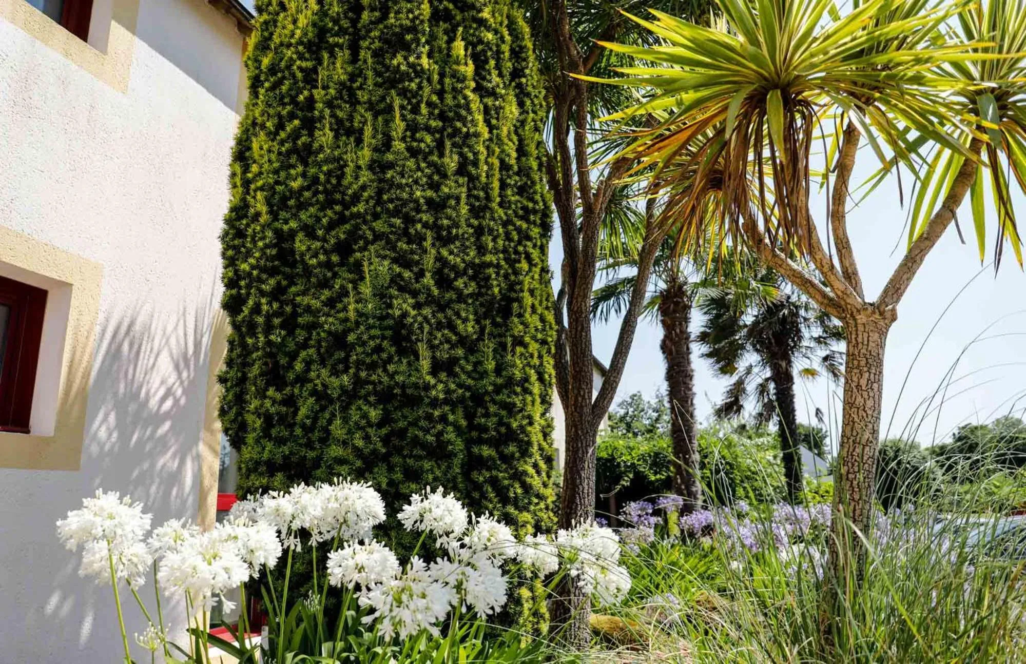 Garden in Hotel Le Branhoc - Brit Hotel Auray