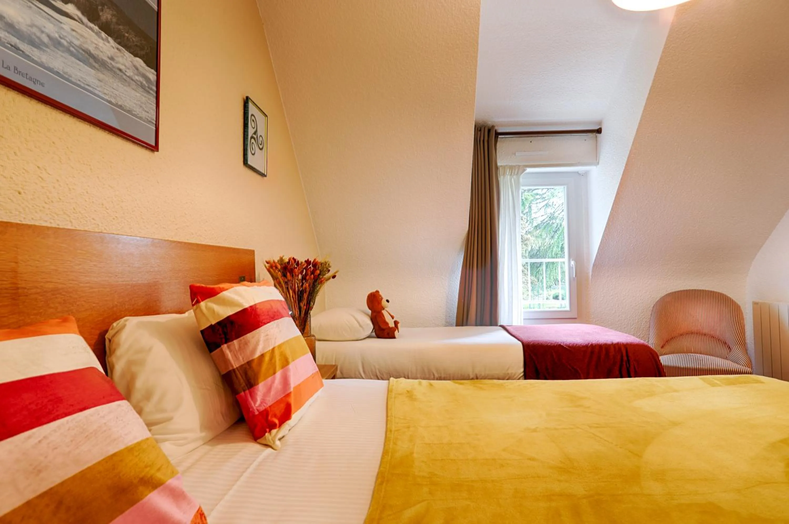 Bed in Hotel Le Branhoc - Brit Hotel Auray