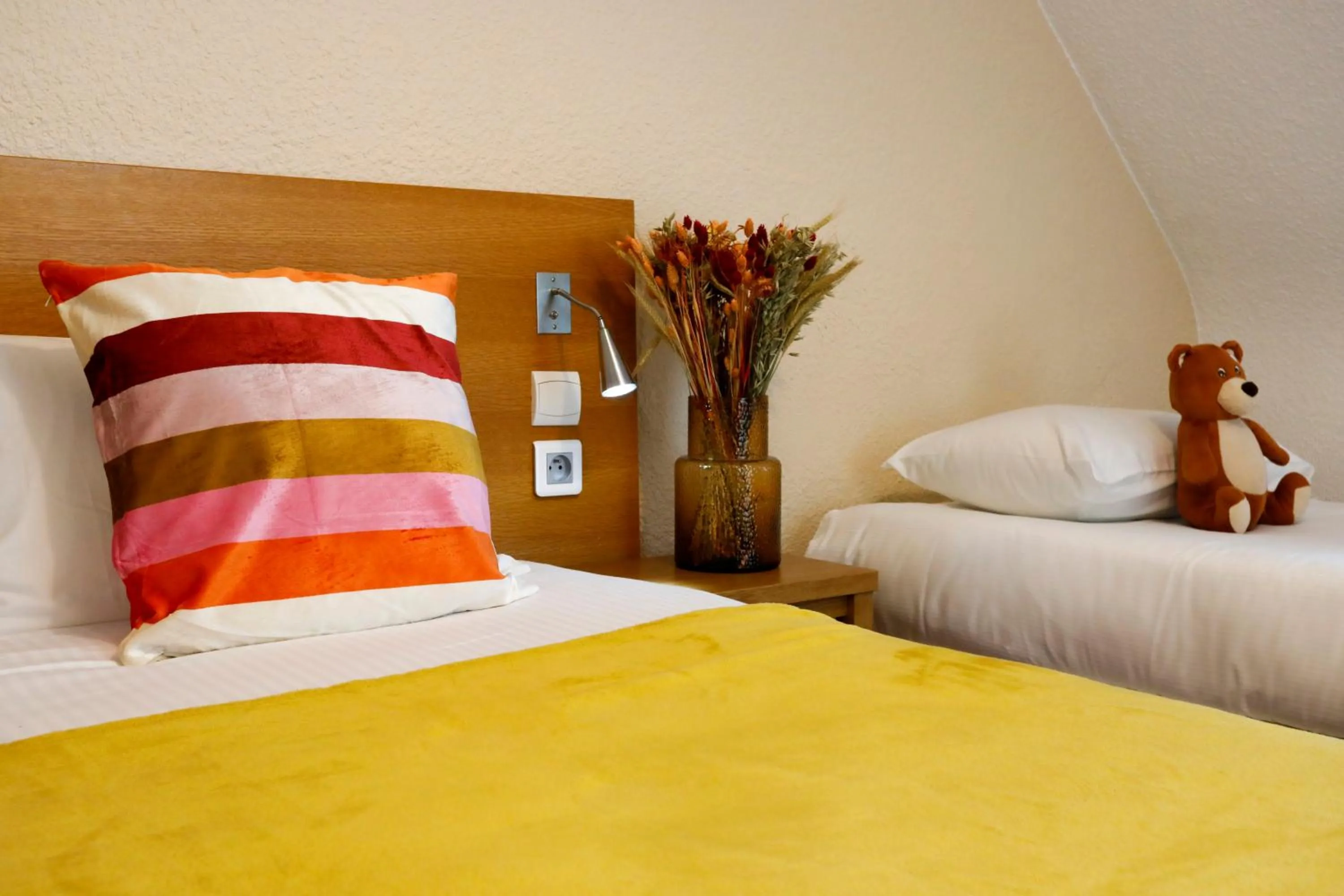Bed in Hotel Le Branhoc - Brit Hotel Auray