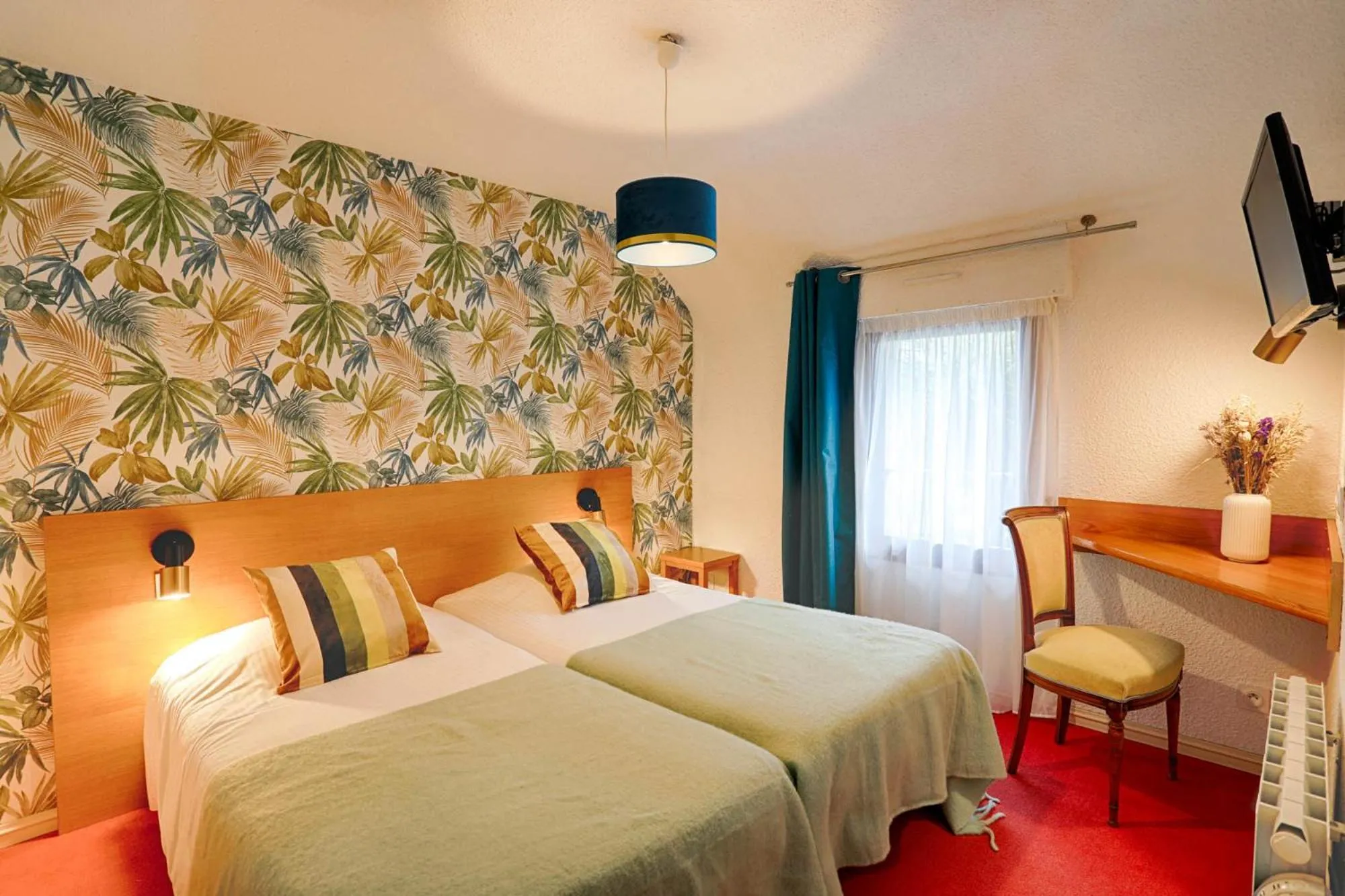 Photo of the whole room, Bed in Hotel Le Branhoc - Brit Hotel Auray