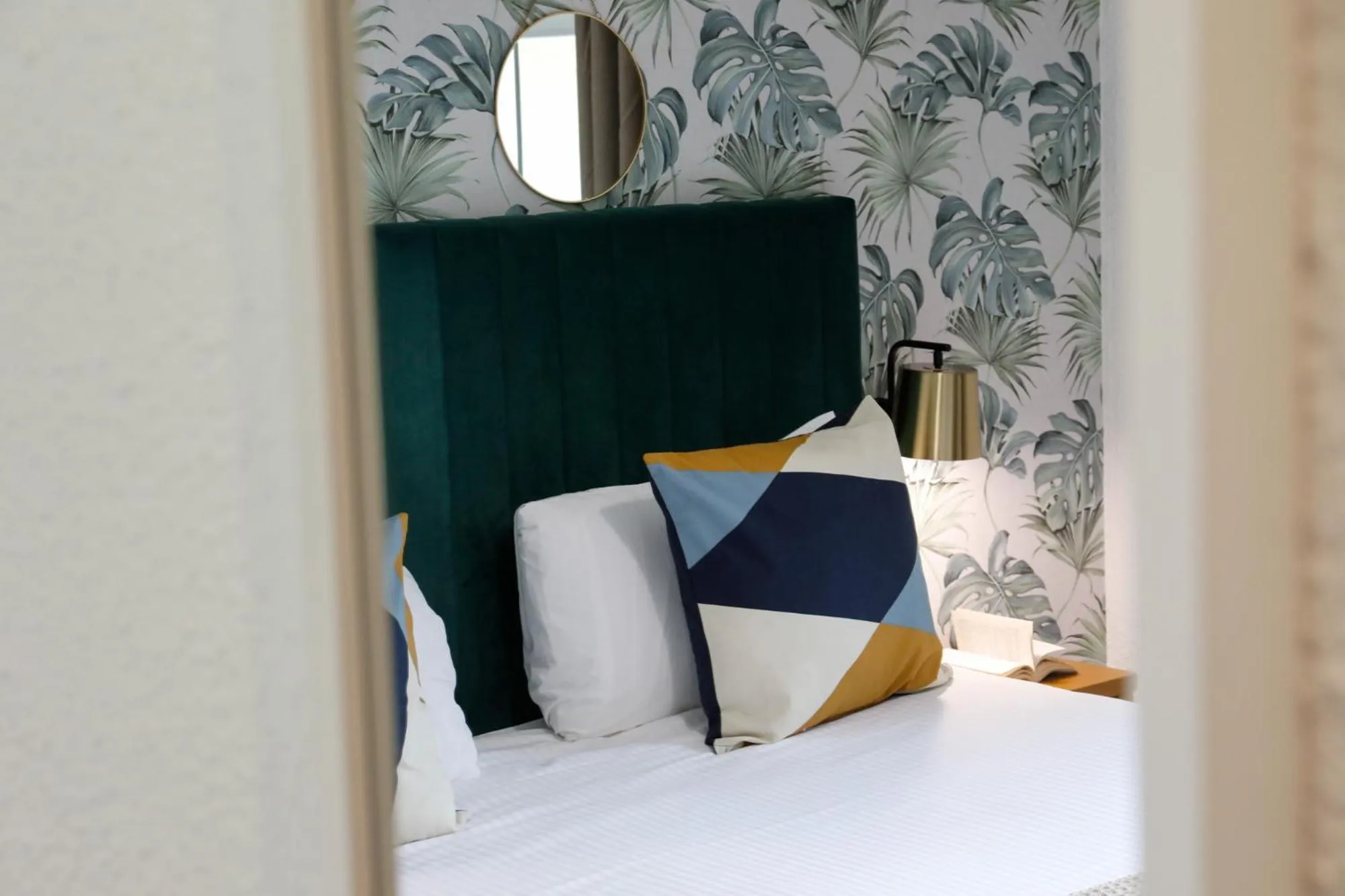 Bedroom, Bed in Hotel Le Branhoc - Brit Hotel Auray