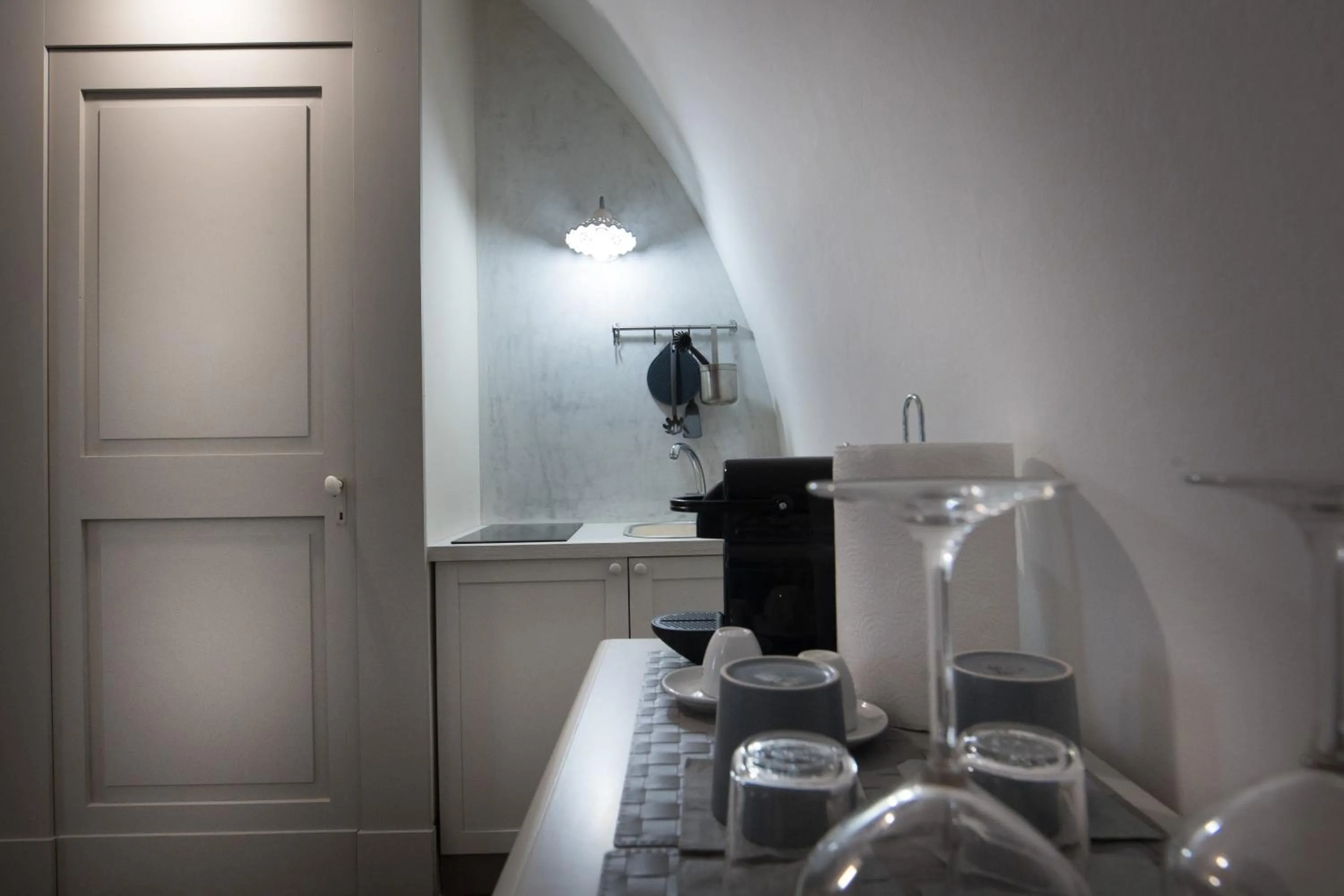 kitchen in Le Finestre Su Porta Carrese - Luxury Rooms