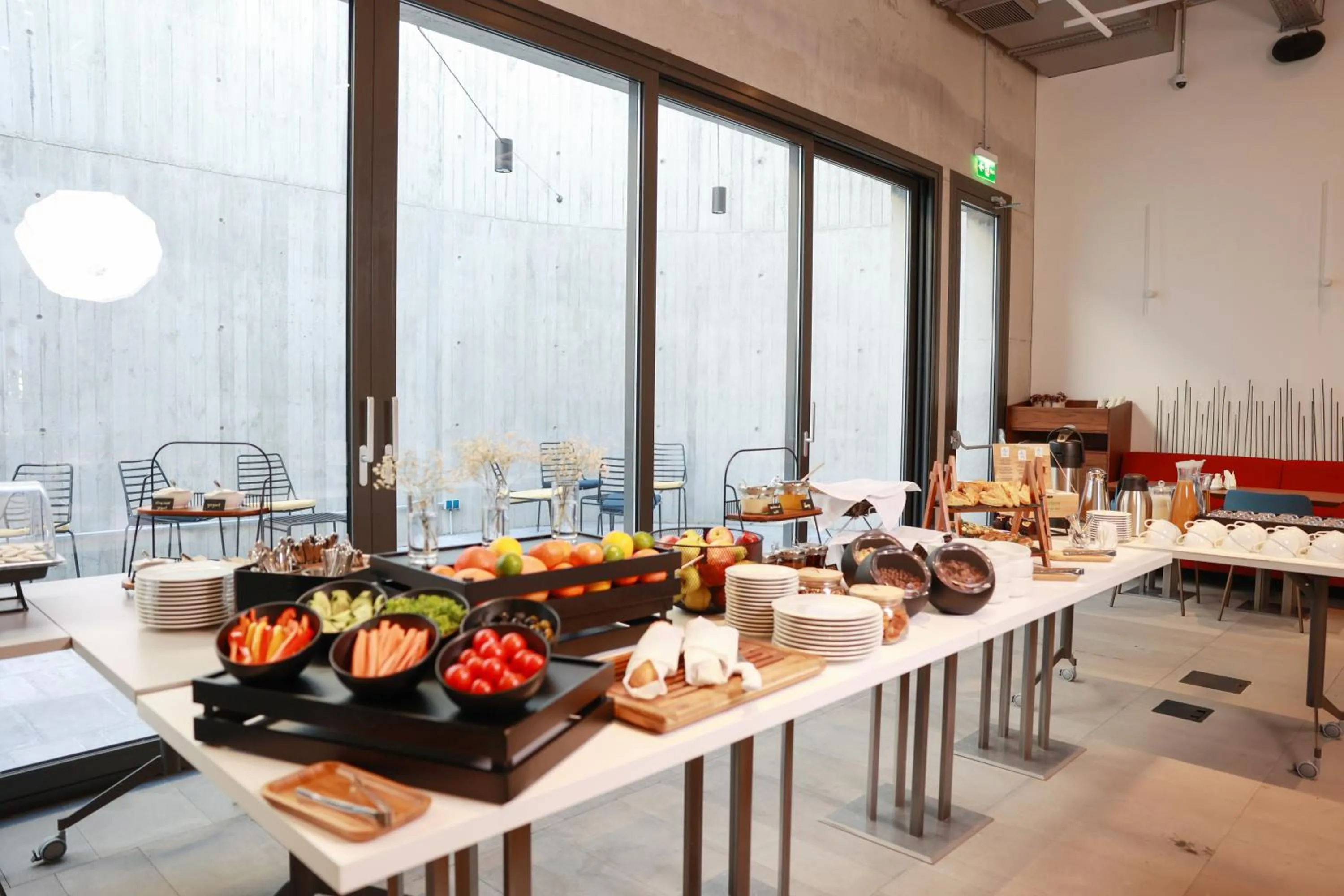 Restaurant/places to eat in Concept Hotel by COAF