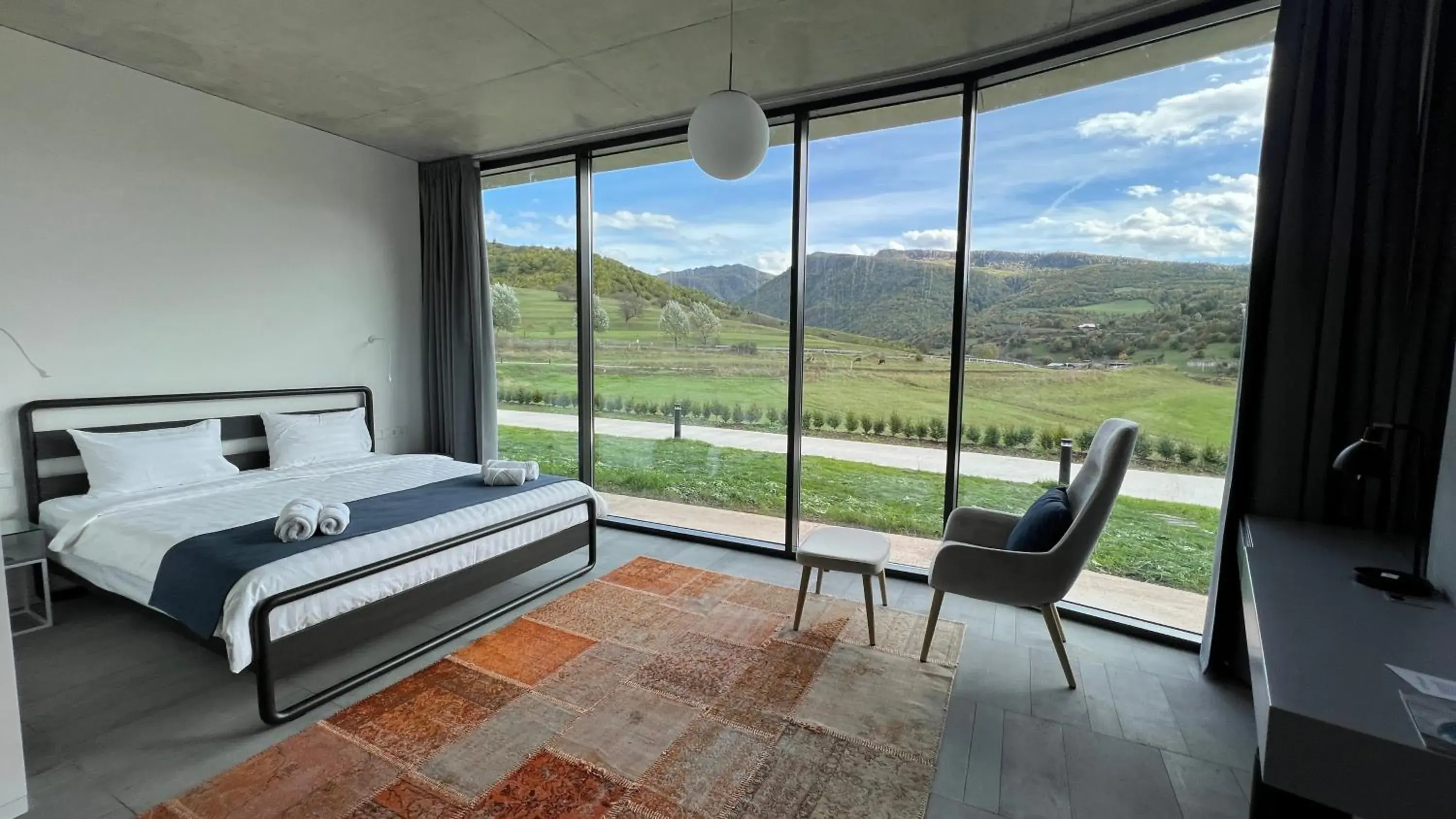 Deluxe King Room - single occupancy in Concept Hotel by COAF Deluxe King Room - single occupancy in Concept Hotel by COAF