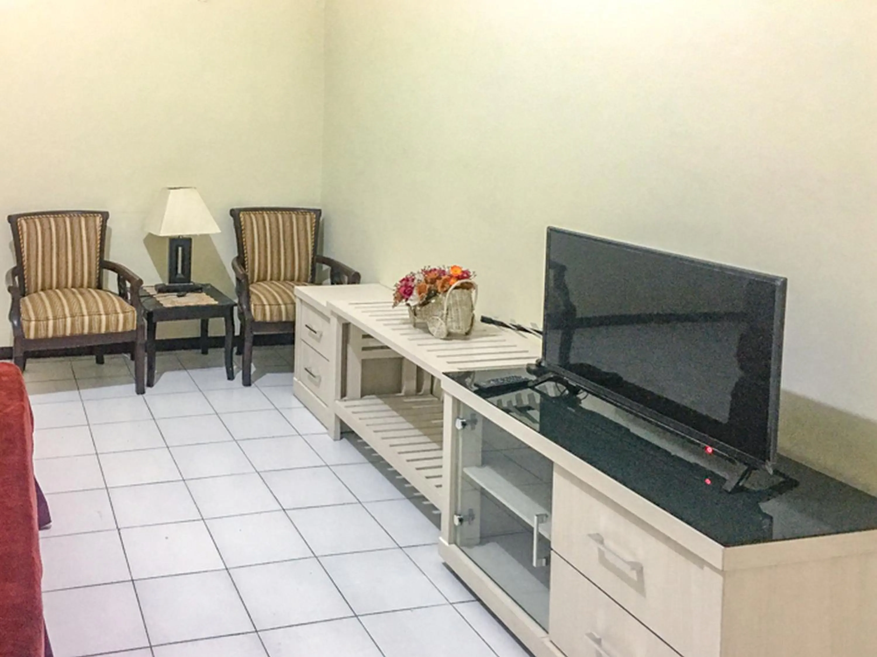 SMESA Edotel Syariah Surabaya Mitra RedDoorz