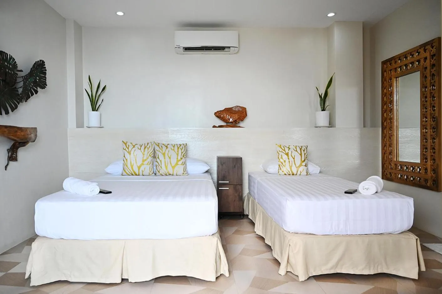 Bed in Oslob Whale Shark Resort