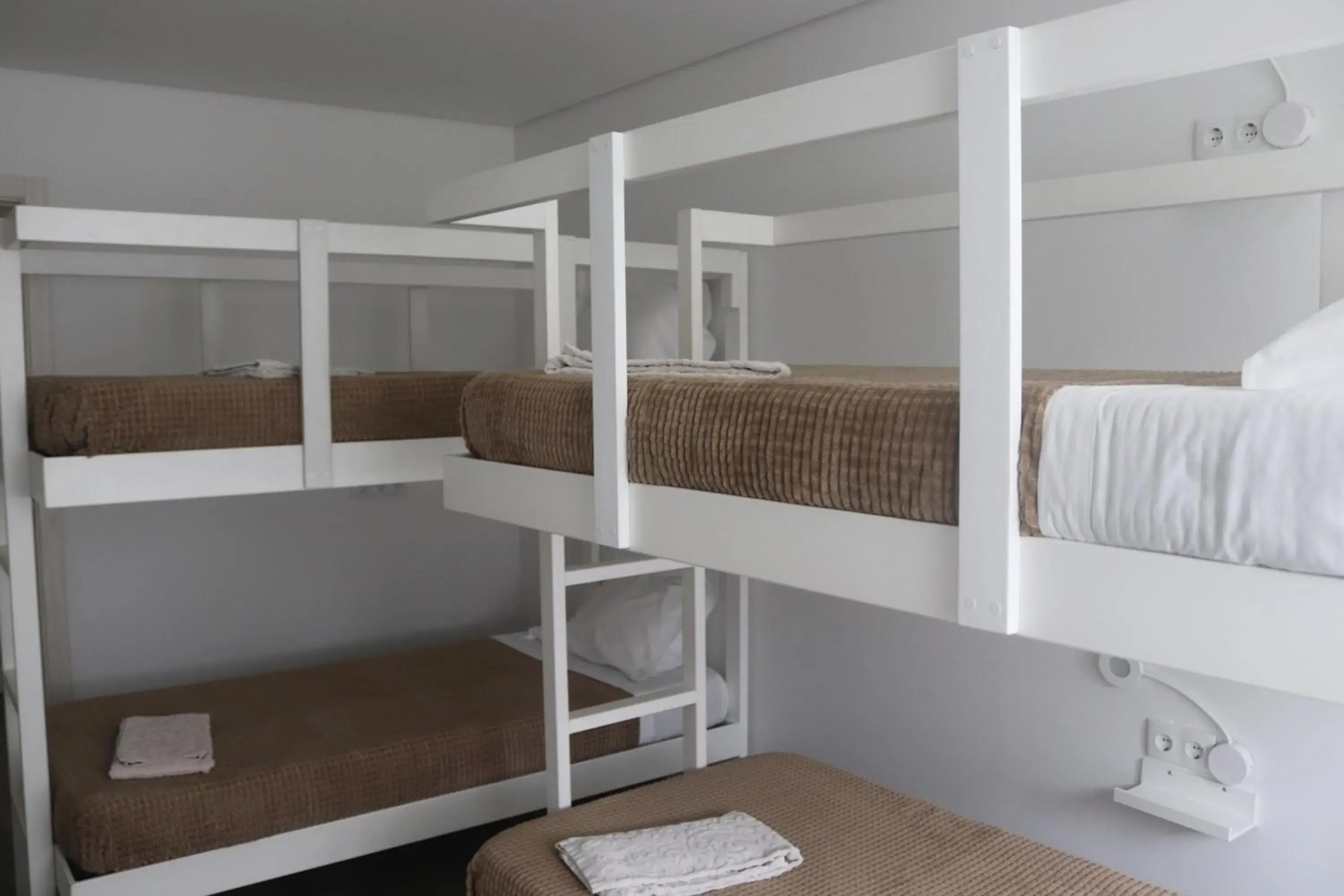 Bed in 4-Bed Mixed Dormitory Room in The Spot Ofir Bed in 4-Bed Mixed Dormitory Room in The Spot Ofir