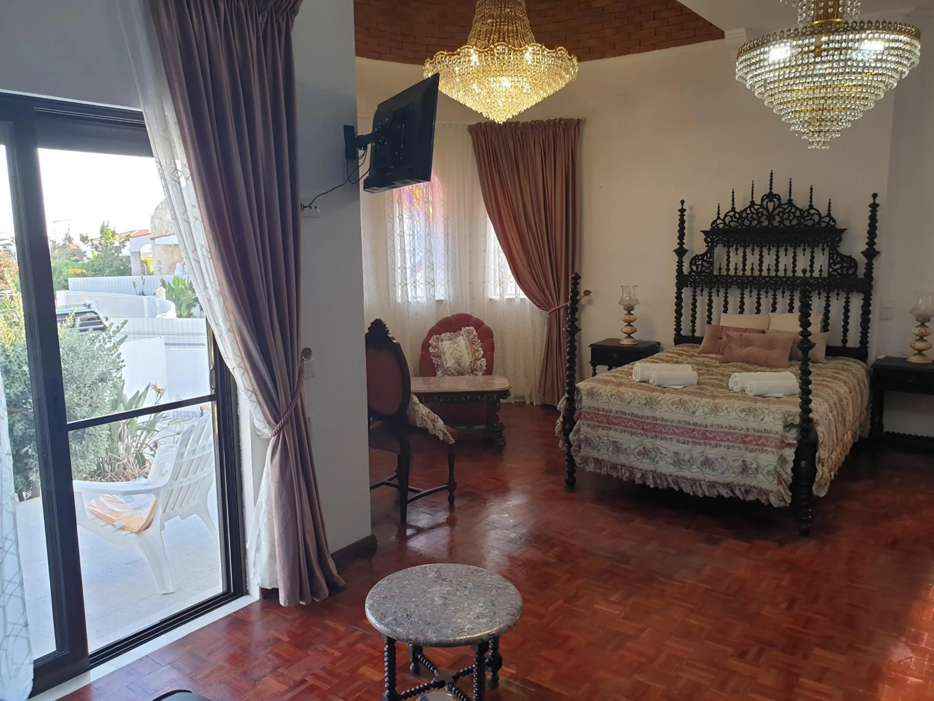 OceanOasis Residences Suites