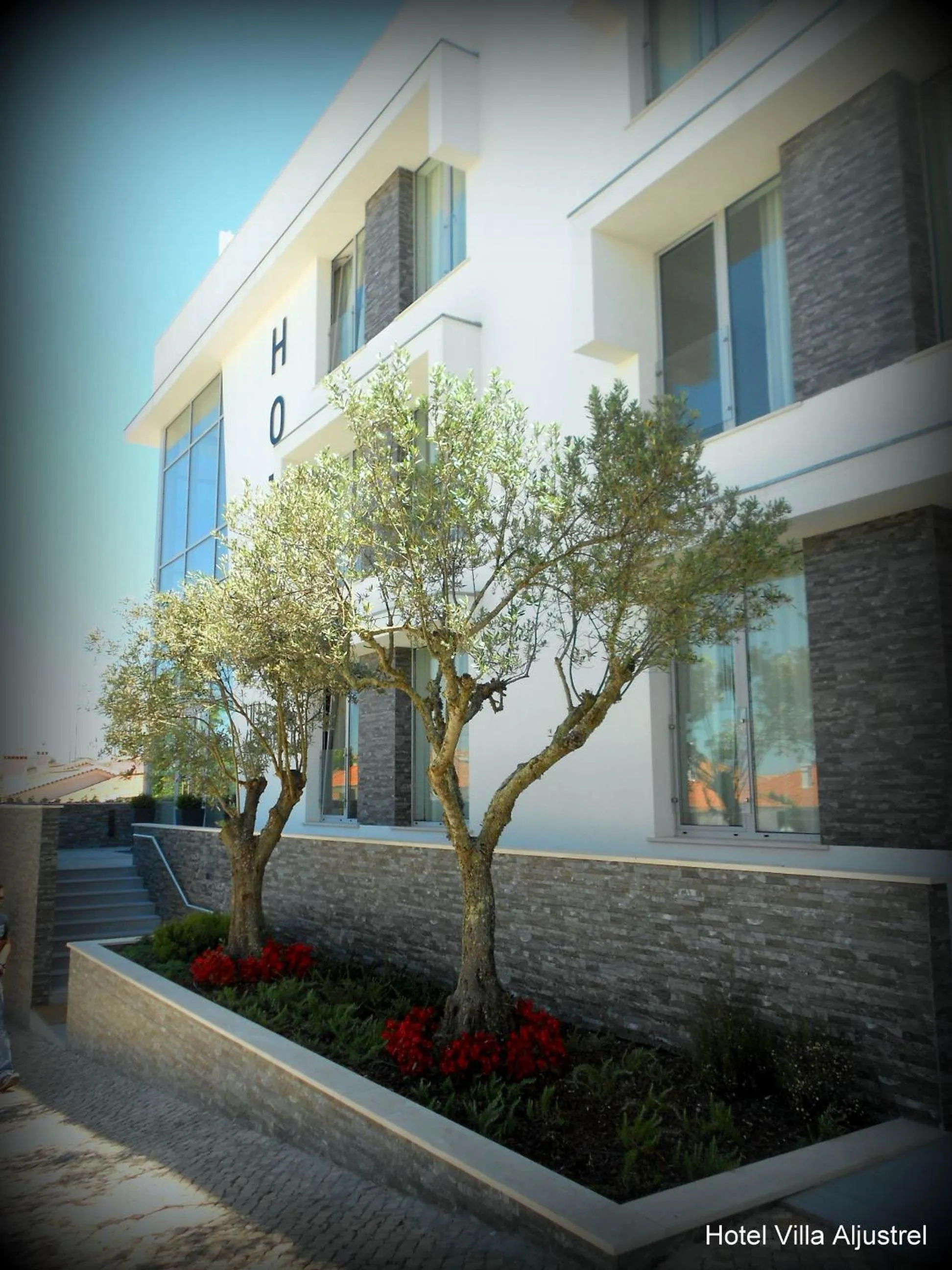 Facade/entrance in Lam Hotel Villa Aljustrel