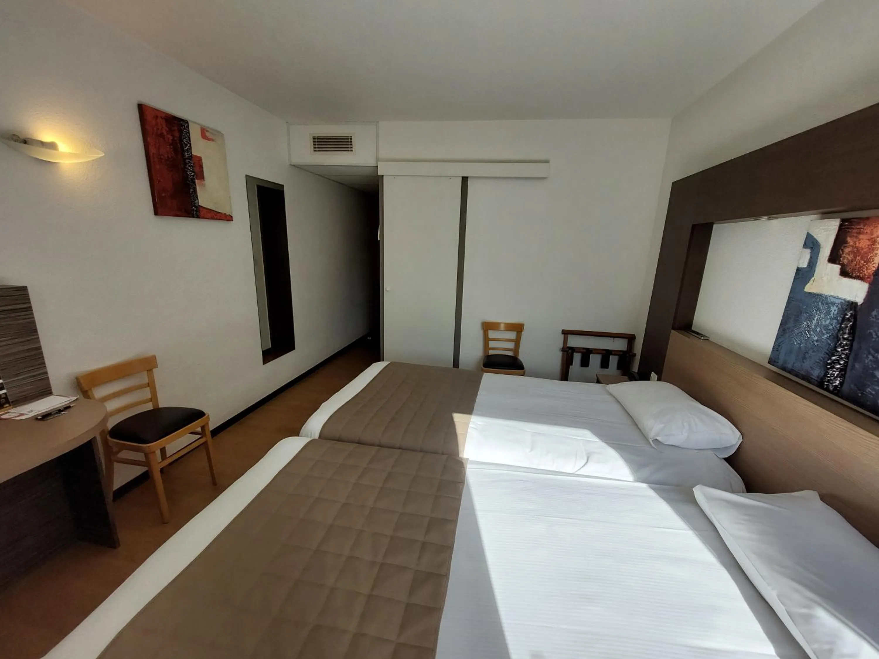 Bed in Cévenol Hôtel