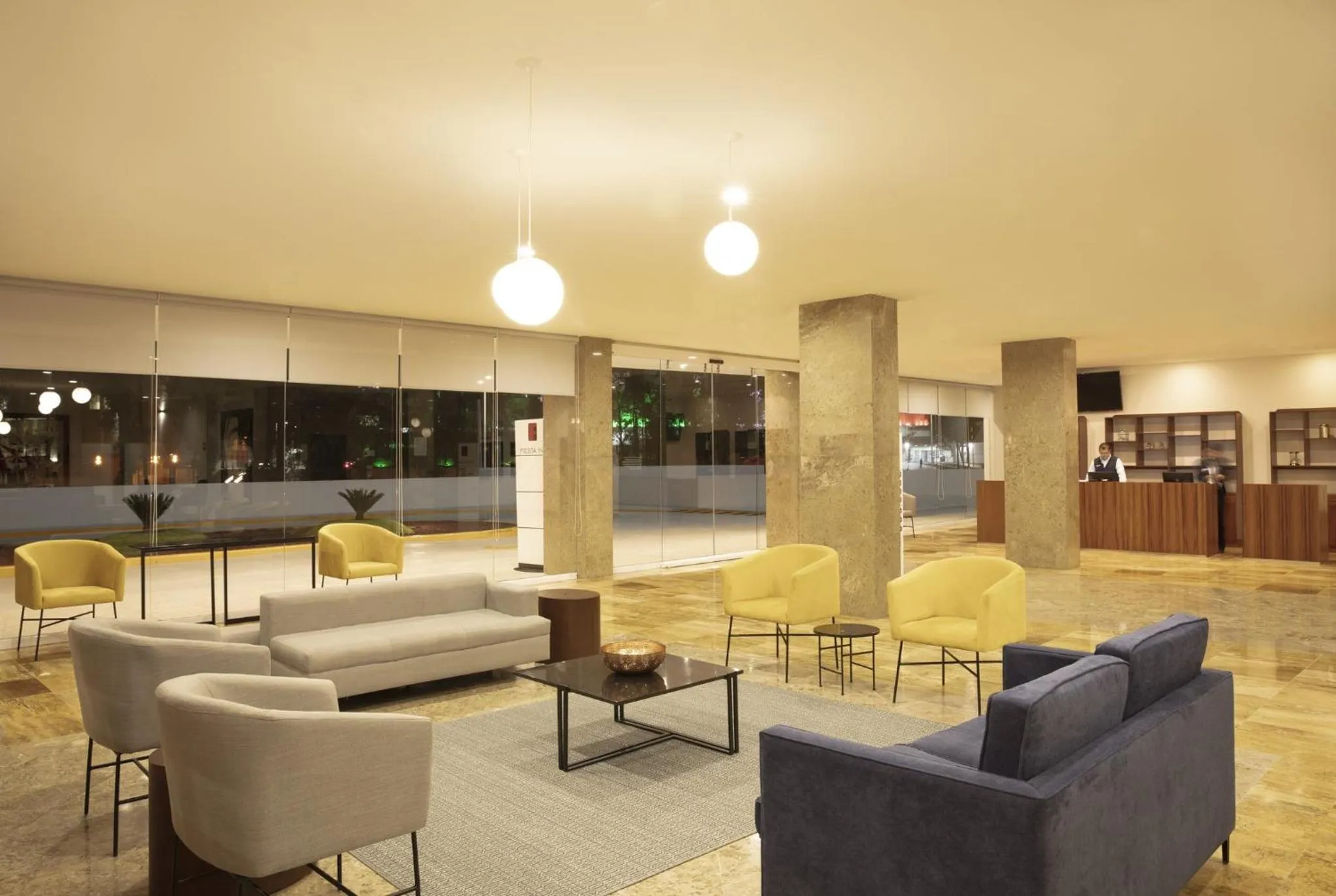 Living room in Fiesta Inn Guadalajara Periferico Poniente