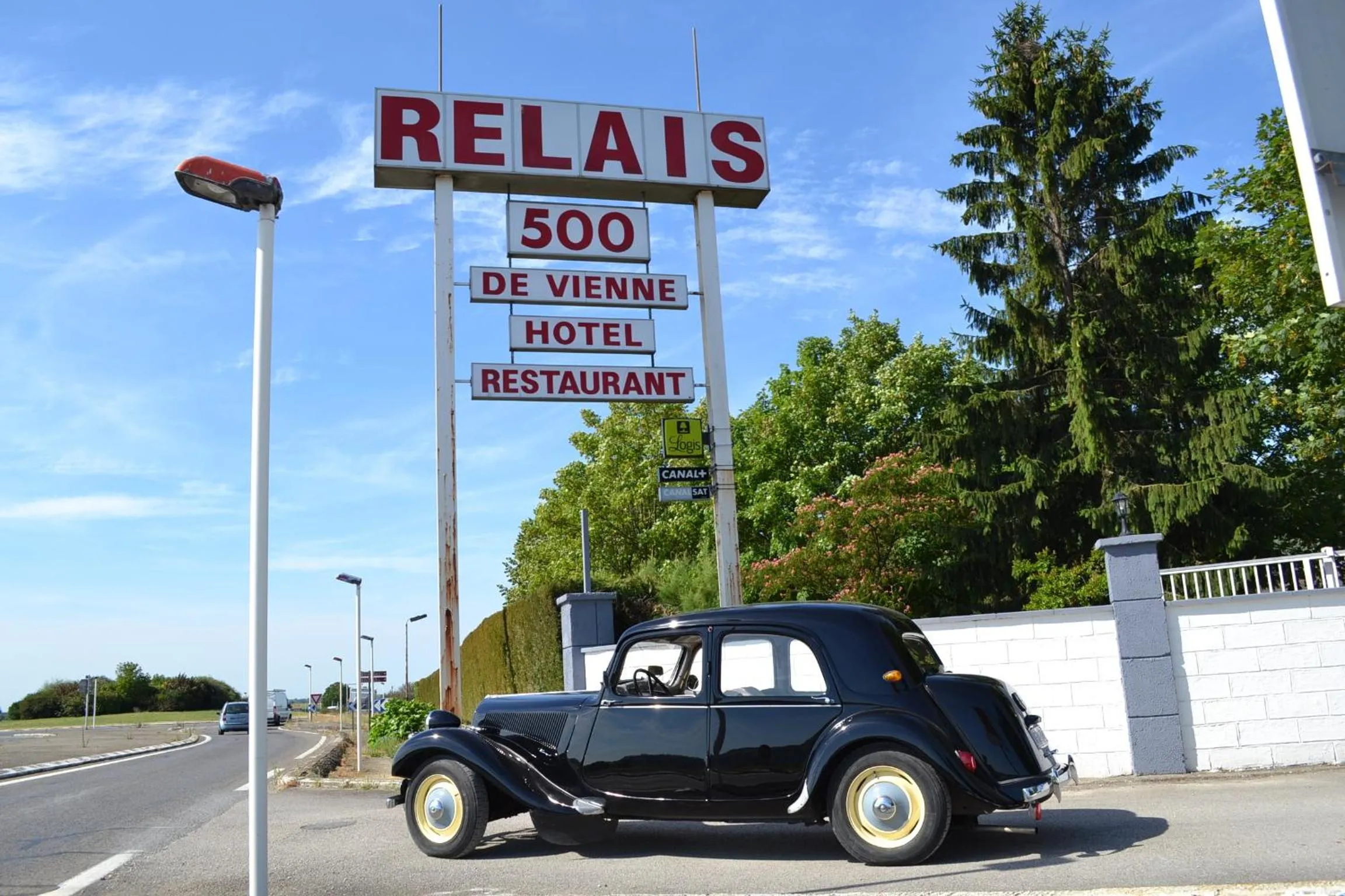 Day in Relais 500 De Vienne