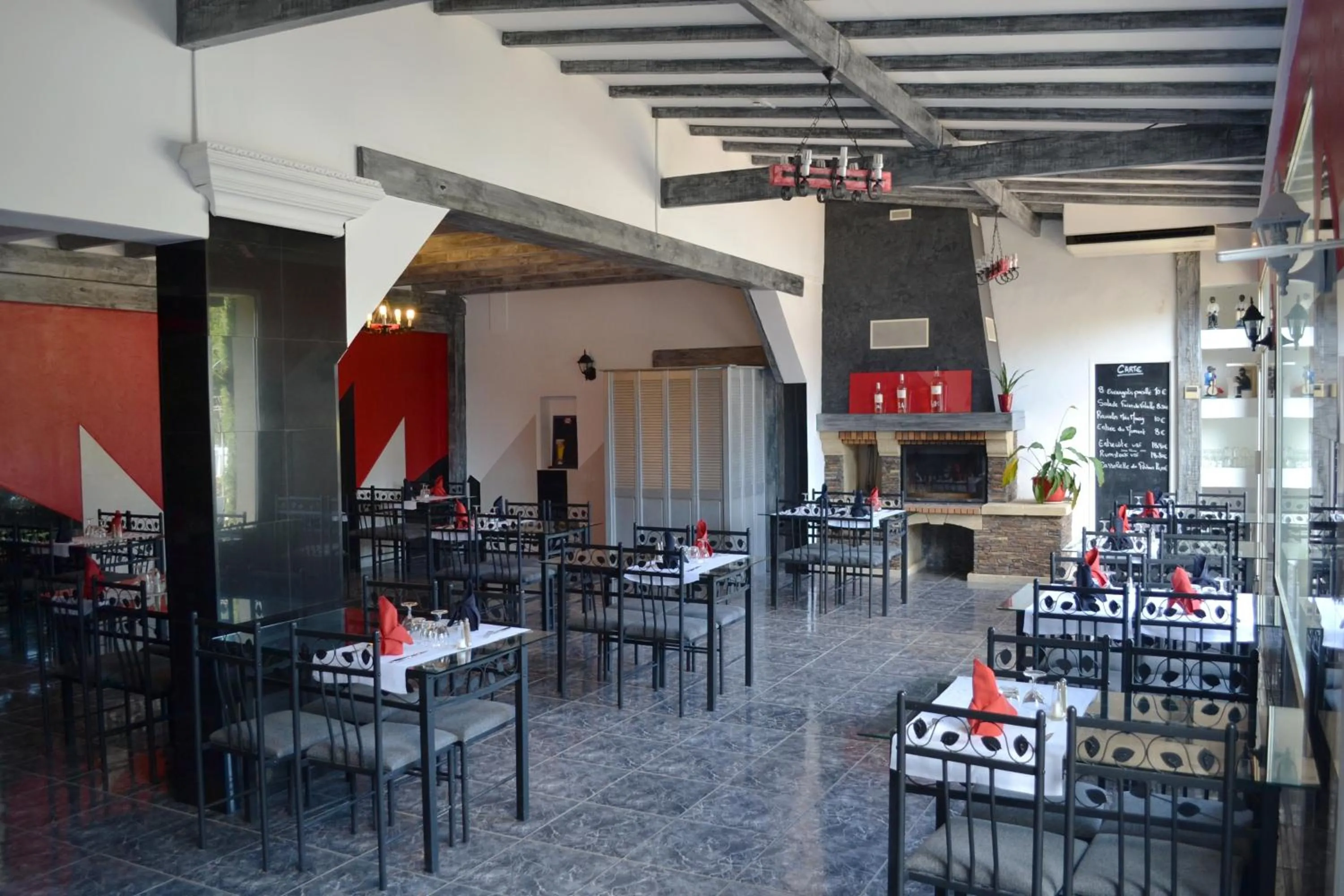 Restaurant/Places to Eat in Relais 500 De Vienne