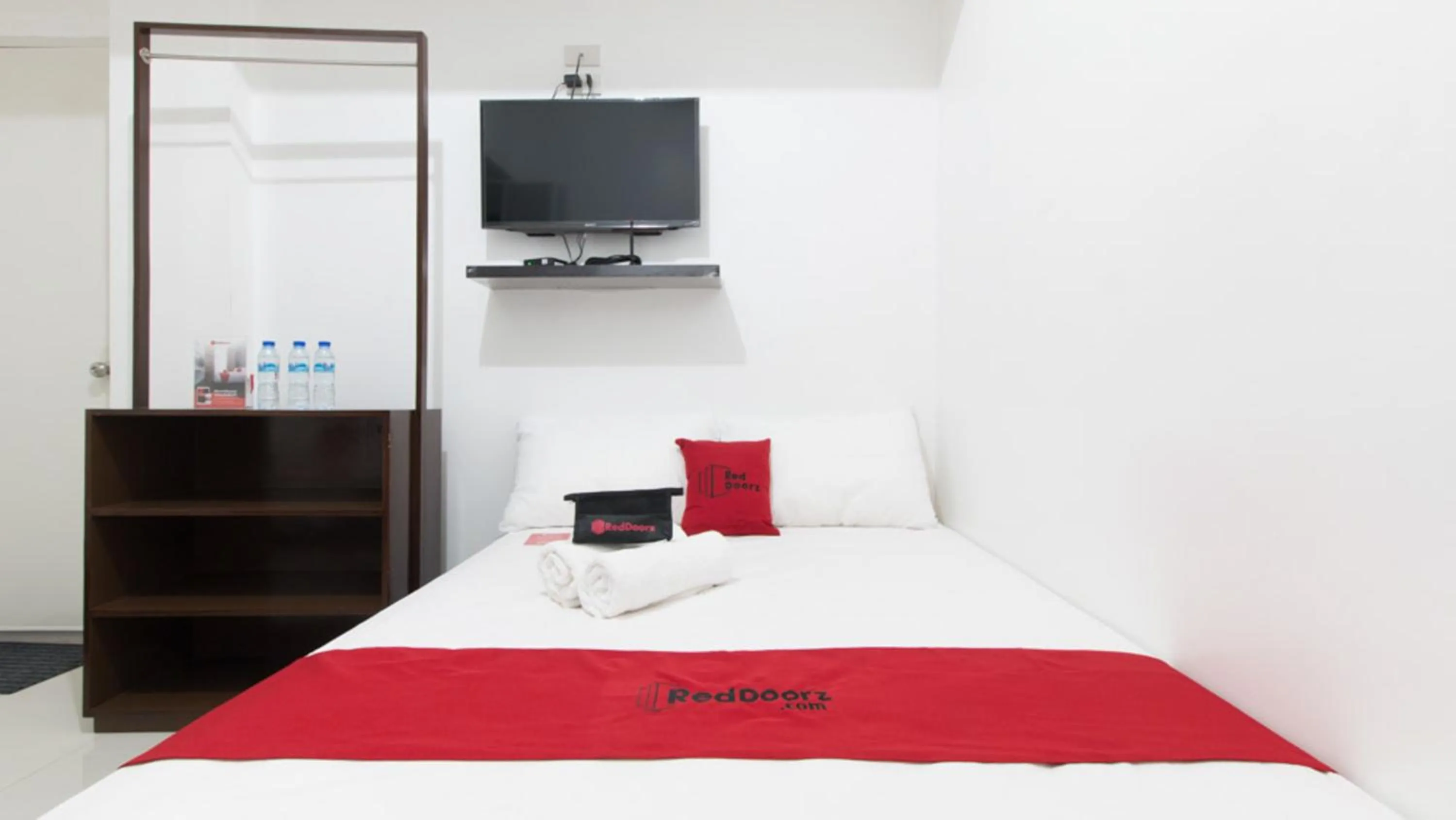 Bed in RedDoorz near Liceo De Cagayan University Highschool