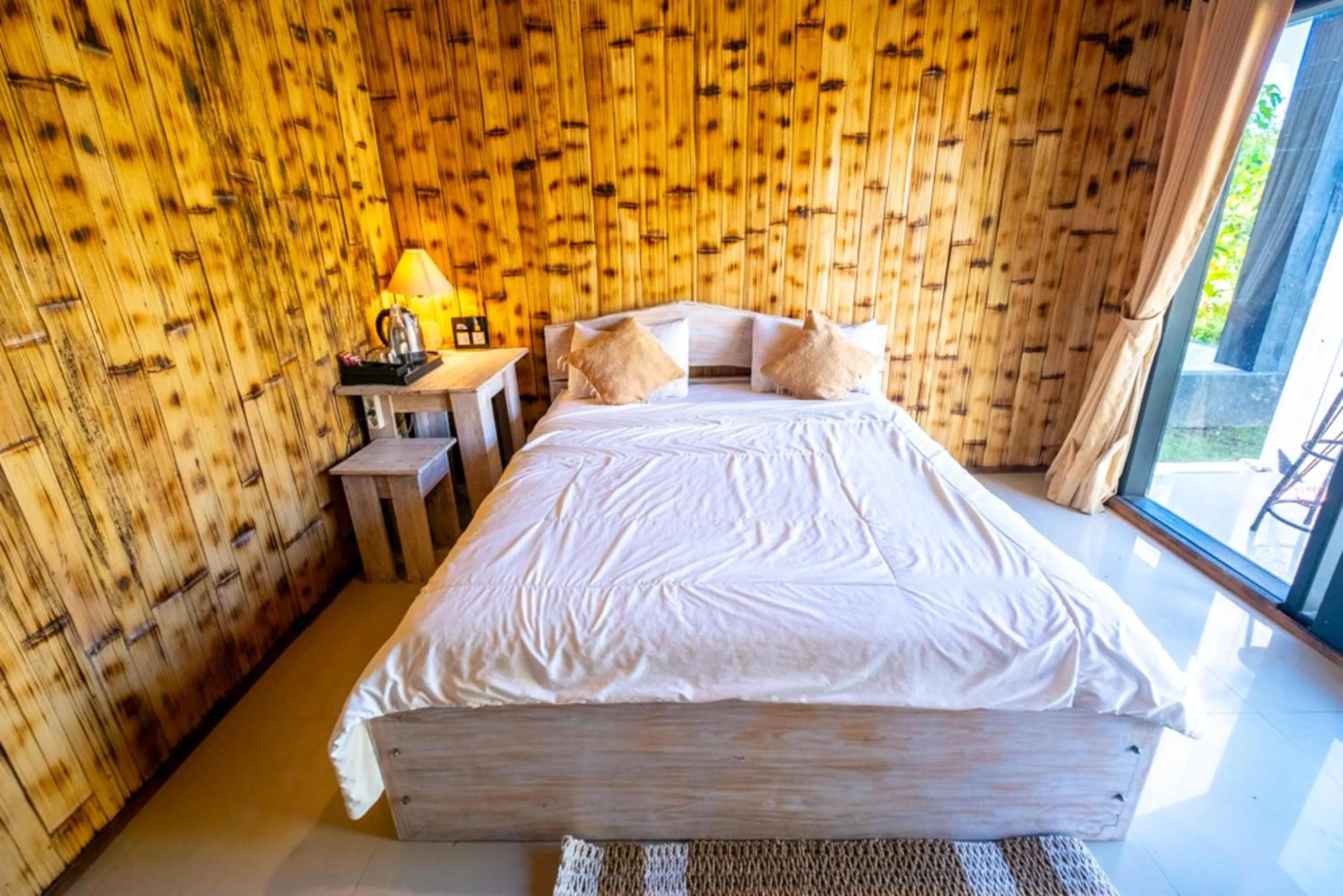 Bed in Bamboo Mount Batur and Hot Spring