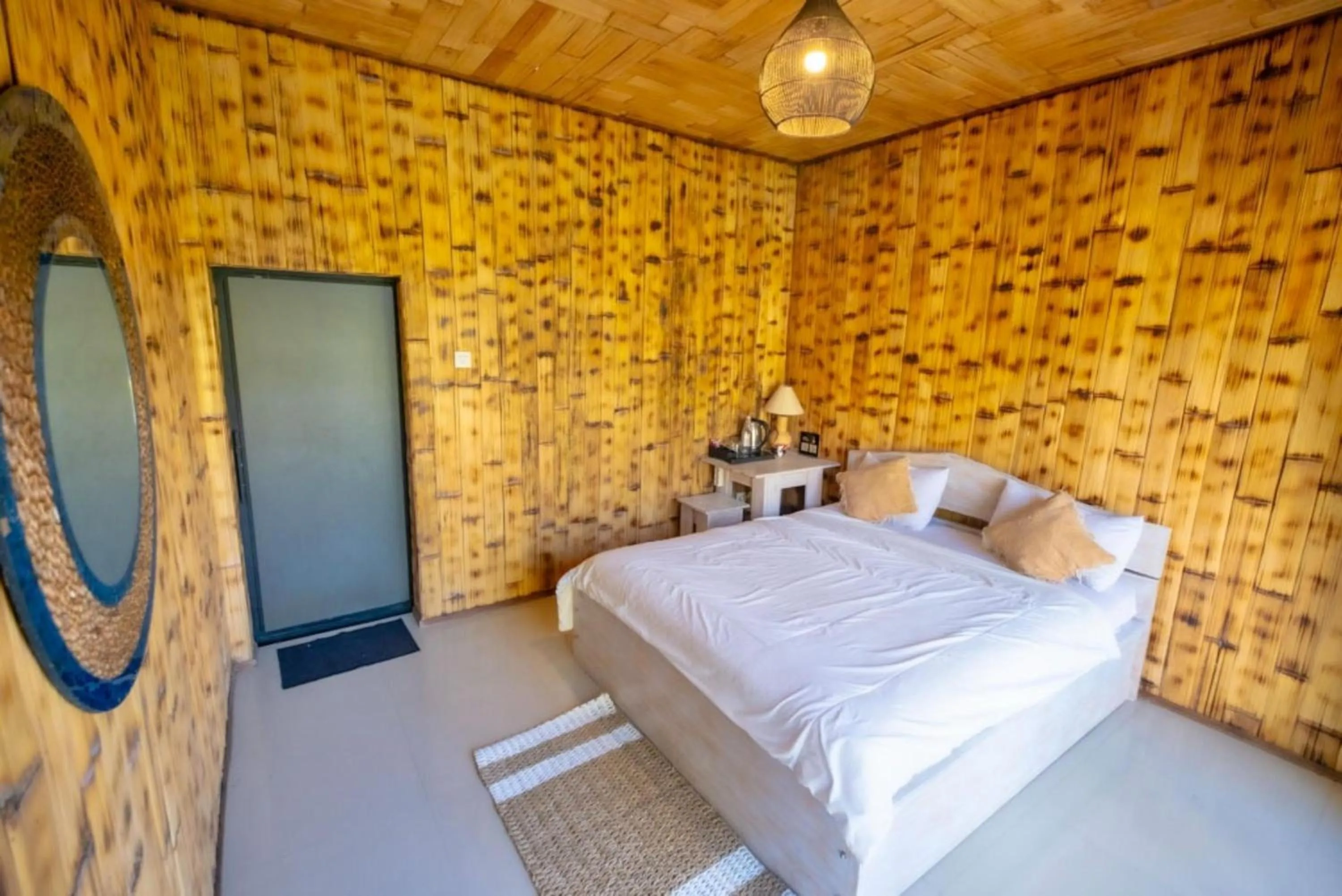 Bed in Bamboo Mount Batur and Hot Spring