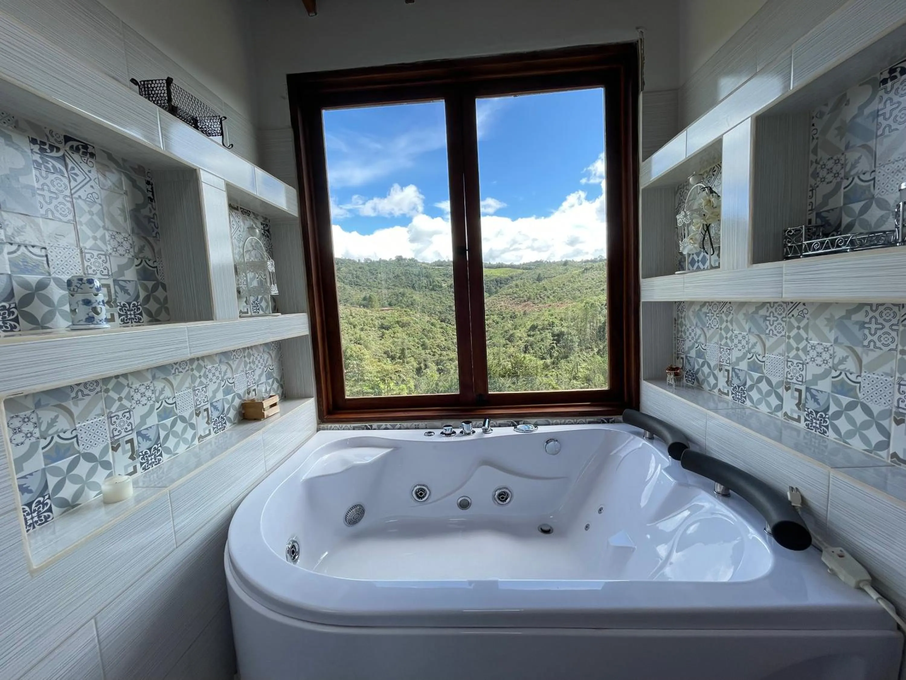 Hot Tub in Glamping Ancestros Ecoparque