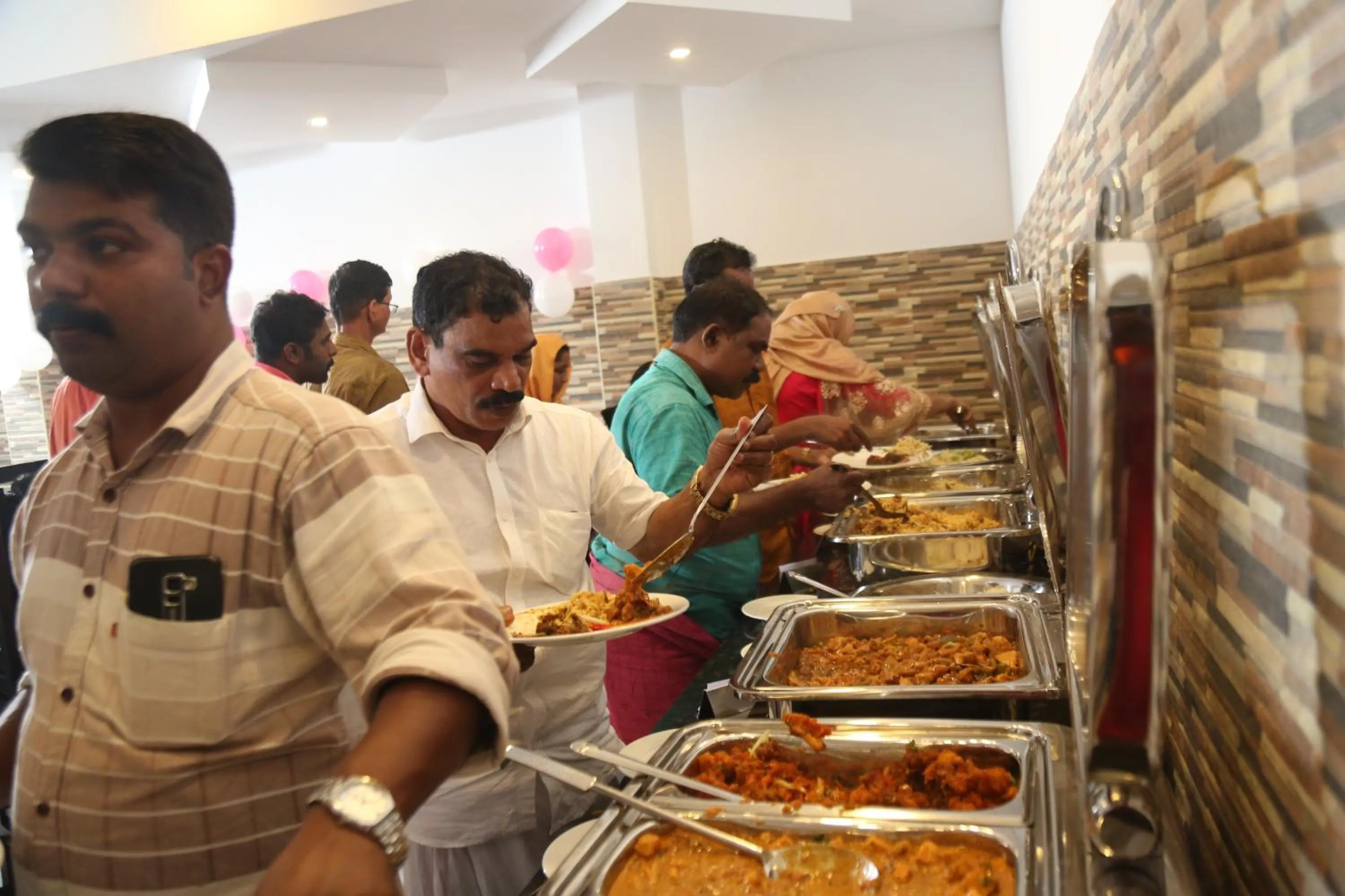 Breakfast in Moonline Resort