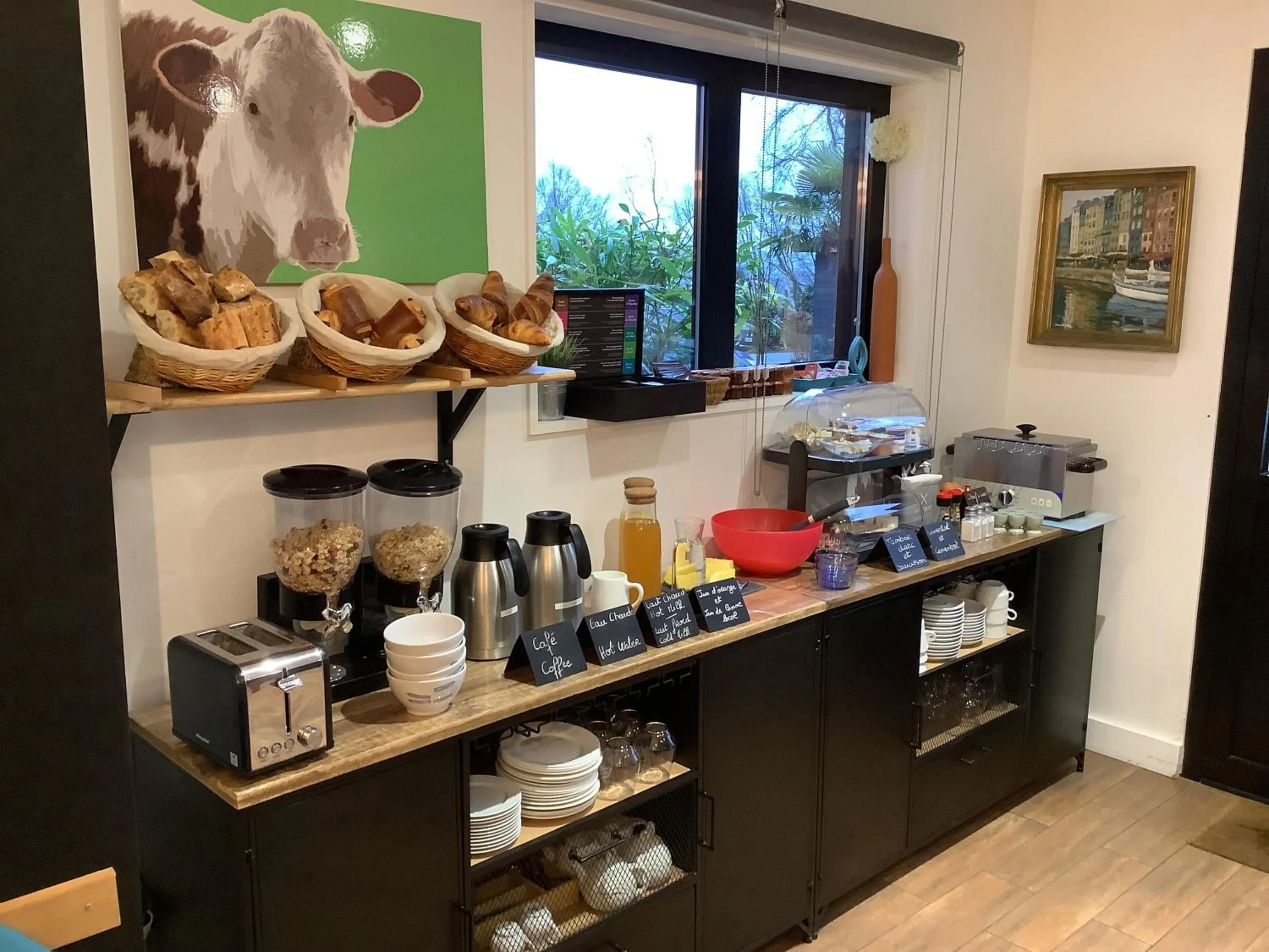 Breakfast in Hôtel Monet