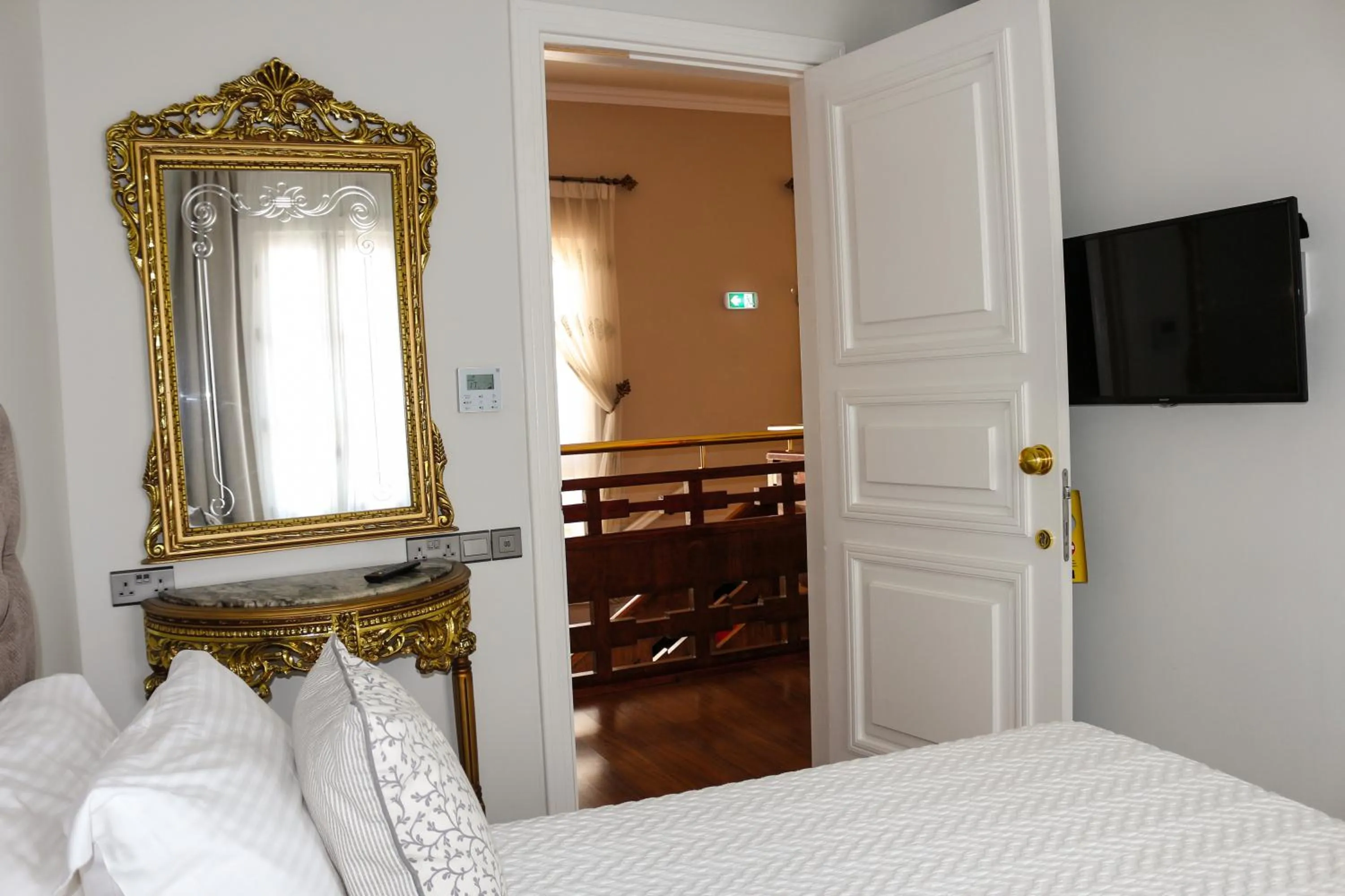 Bedroom, Bed in 9 Muses Hotel