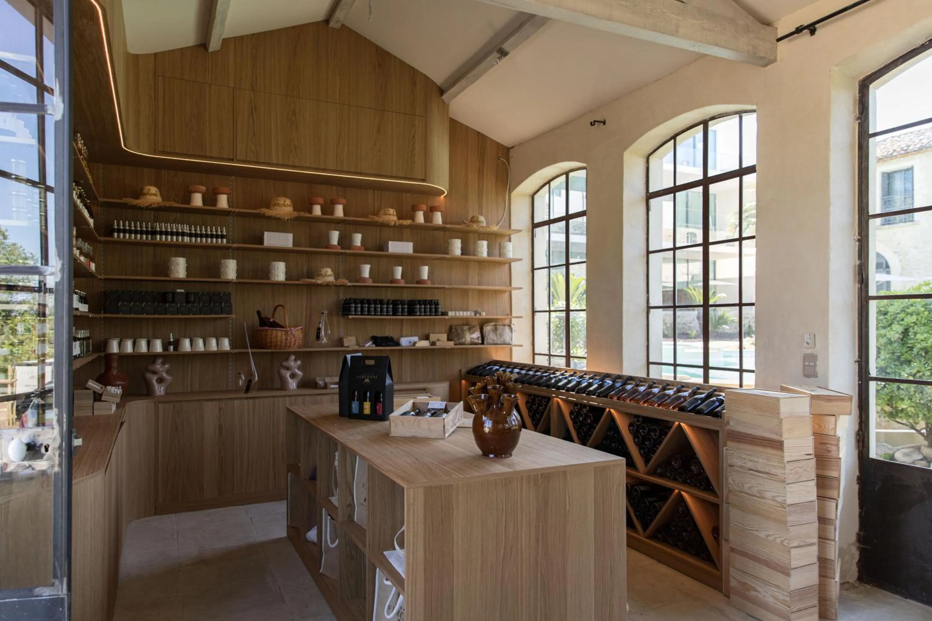 On-site shops in Domaine de Verchant & Spa - Relais & Châteaux