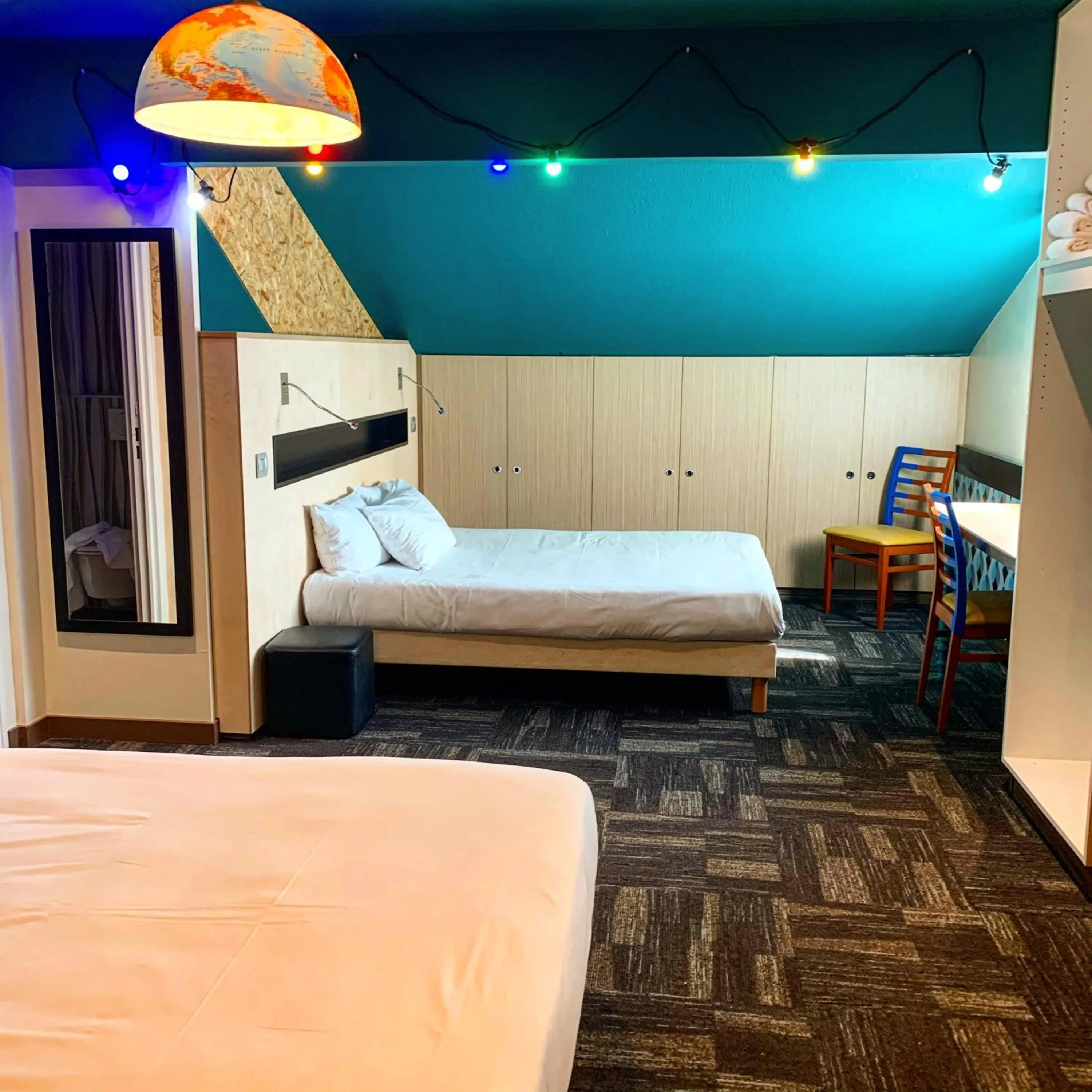 Bed in greet Hotel Marseille Provence Aéroport