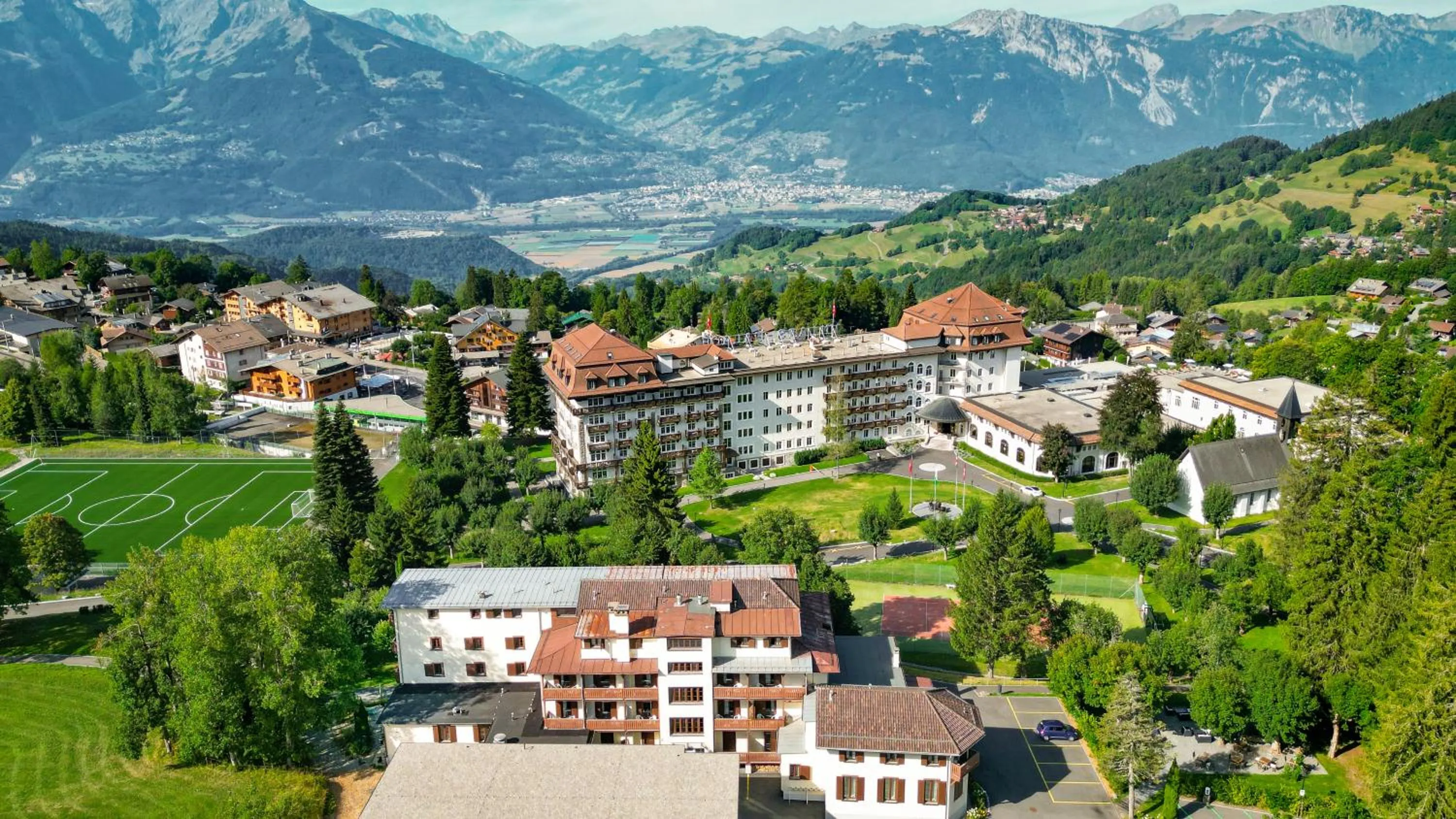 Natural landscape in Villars Lodge