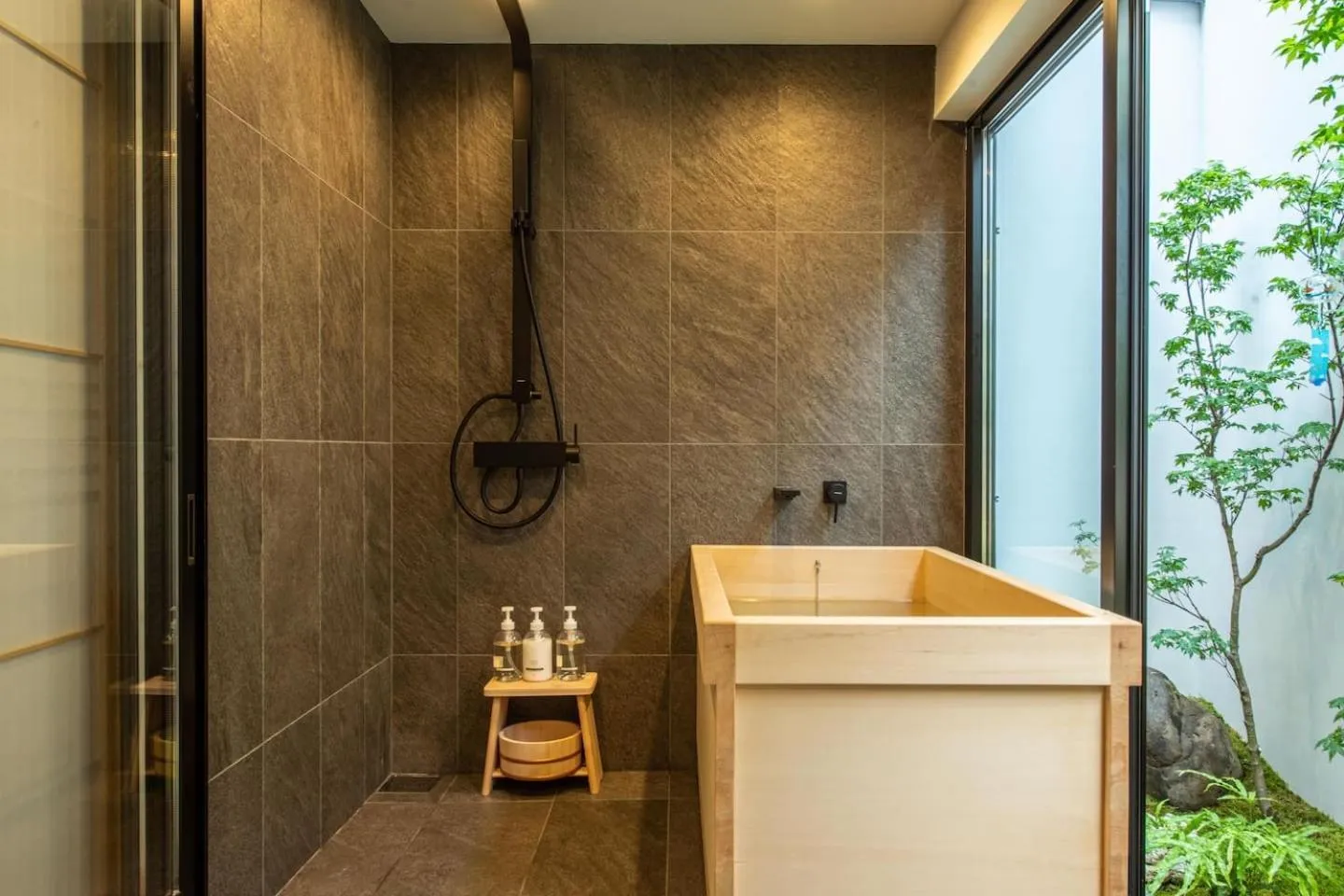 Bathroom in TABITABI STAY SHINSEN