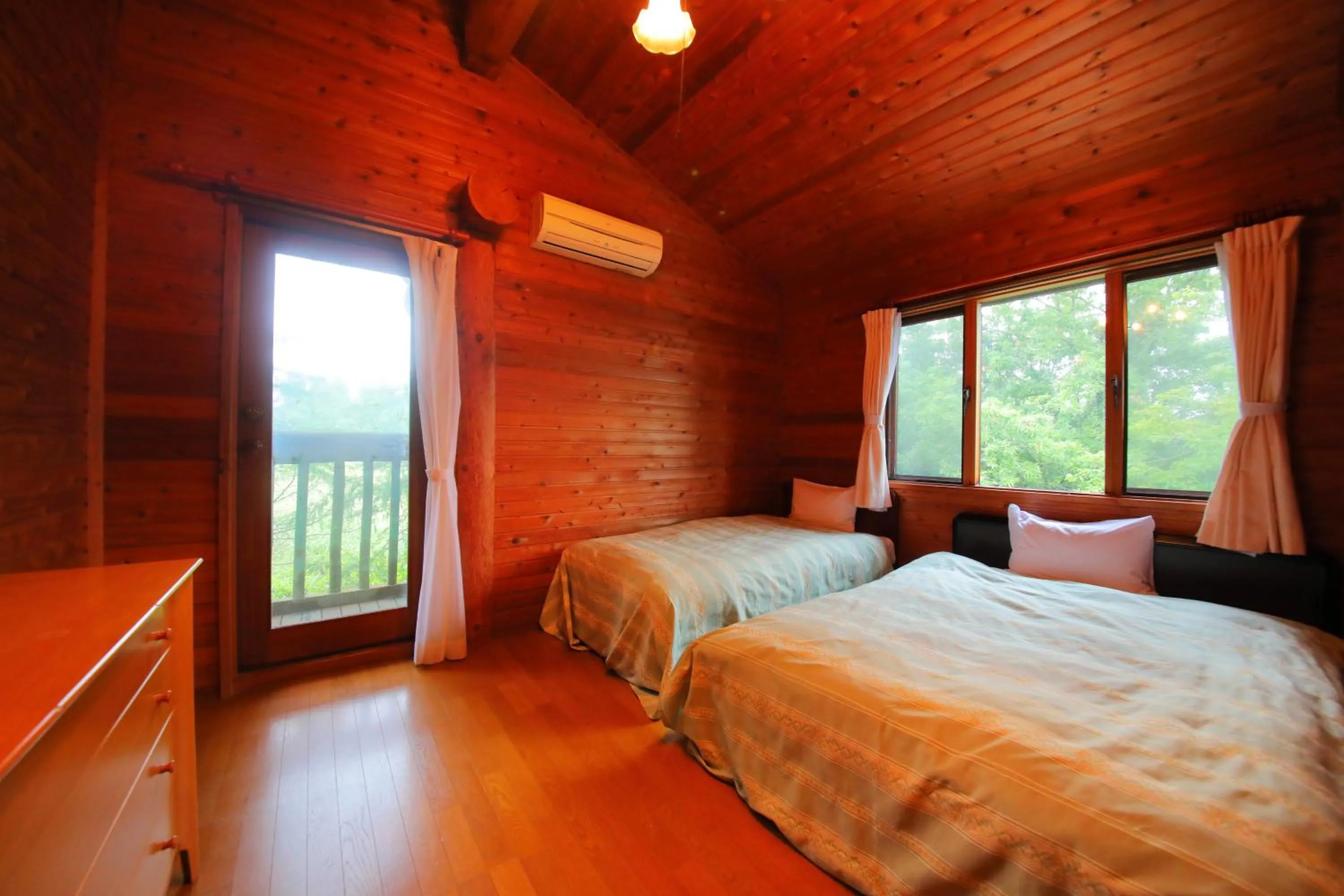 Bedroom, Bed in Sakura Sakura Onsen