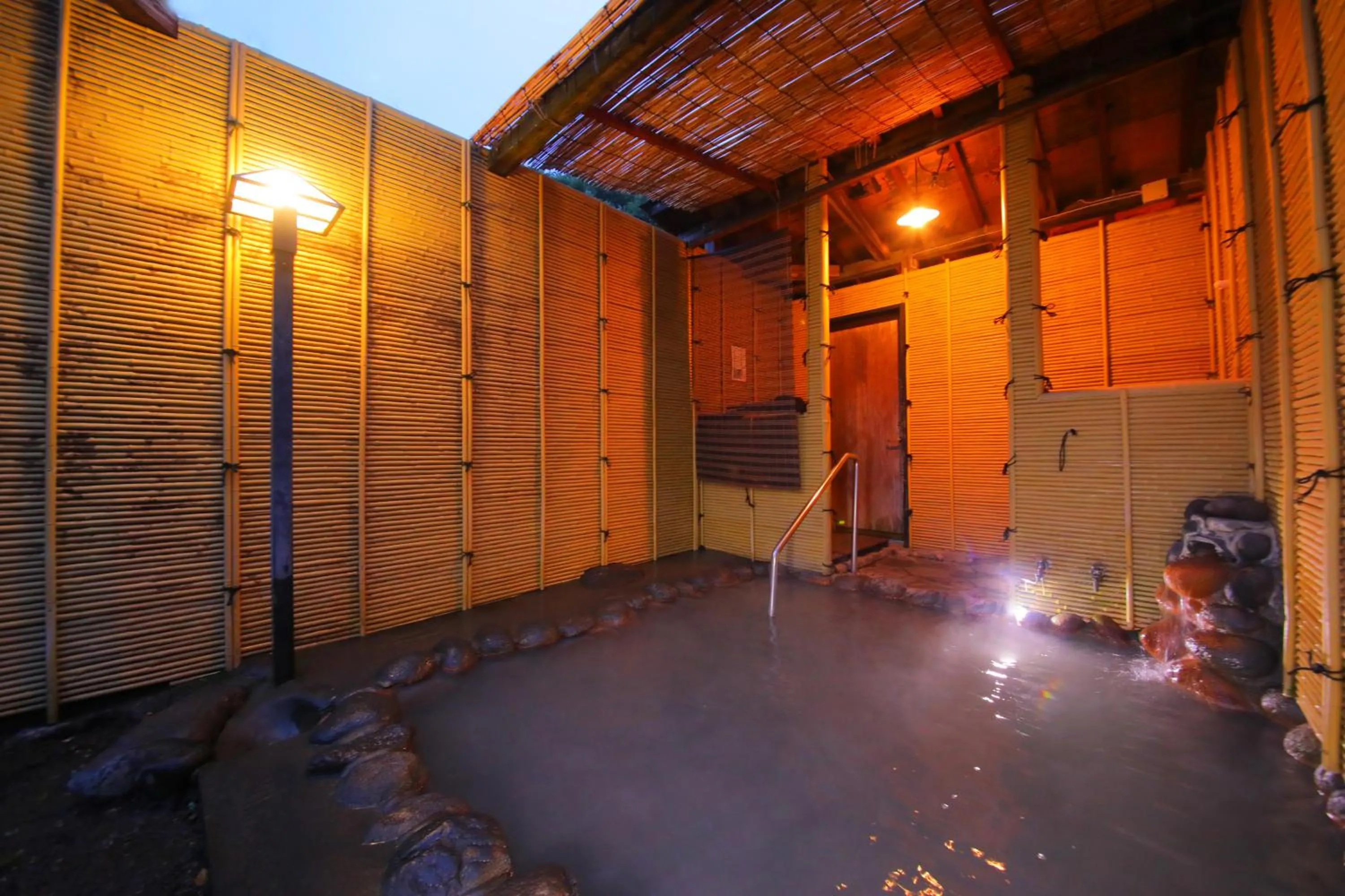 Hot Spring Bath in Sakura Sakura Onsen