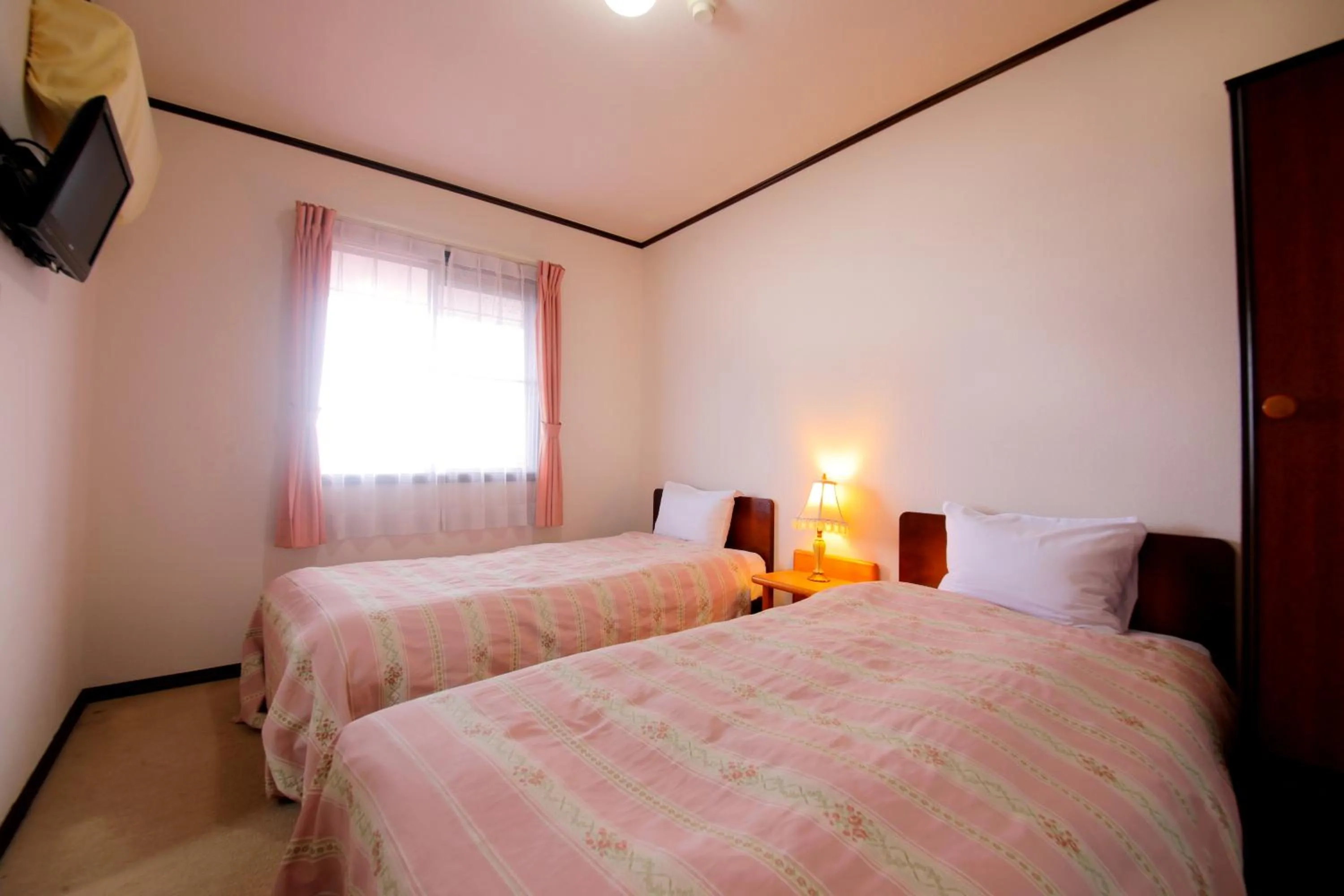 Bedroom, Bed in Sakura Sakura Onsen