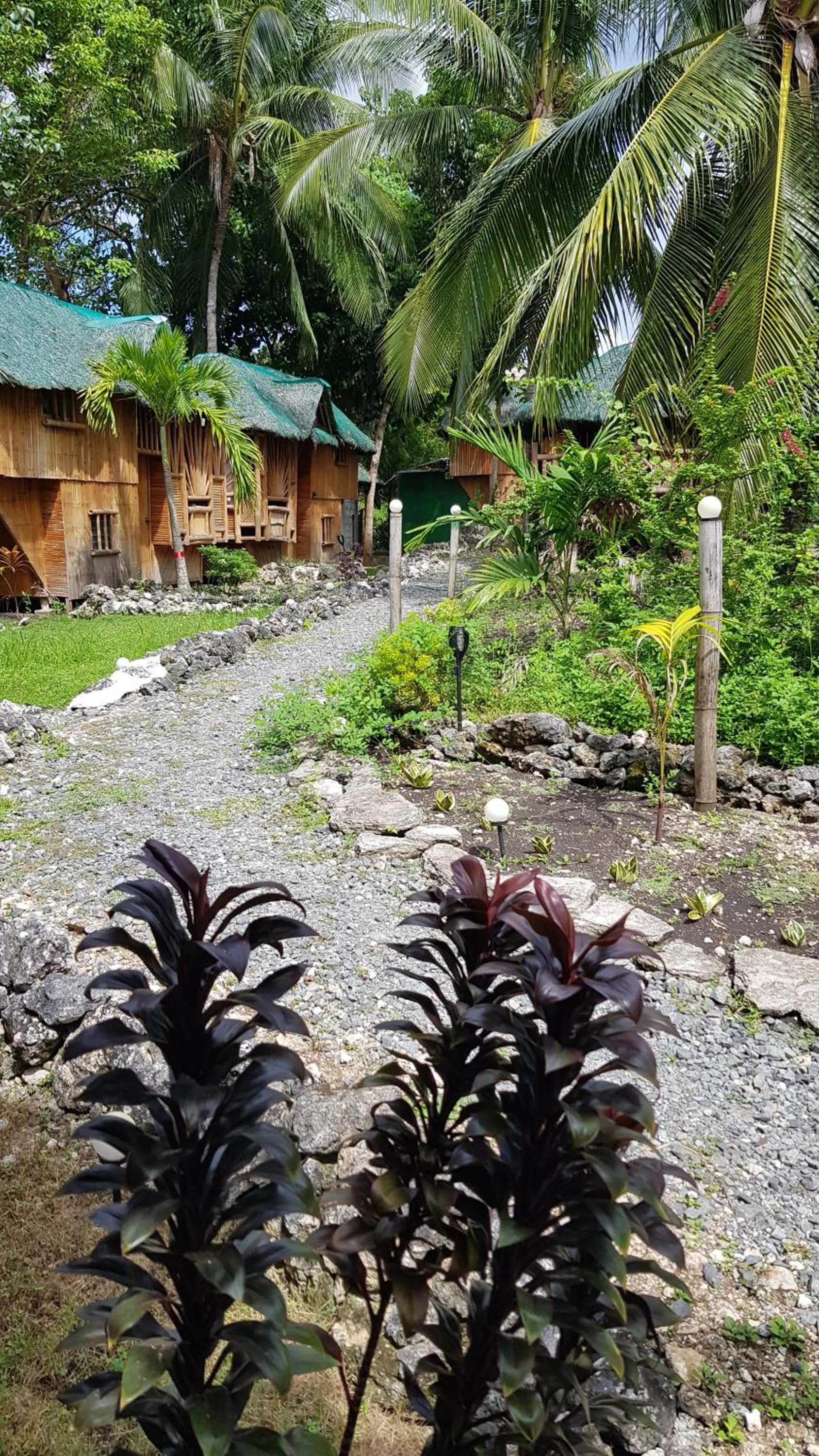 Nirvana Bamboo & Dive resort