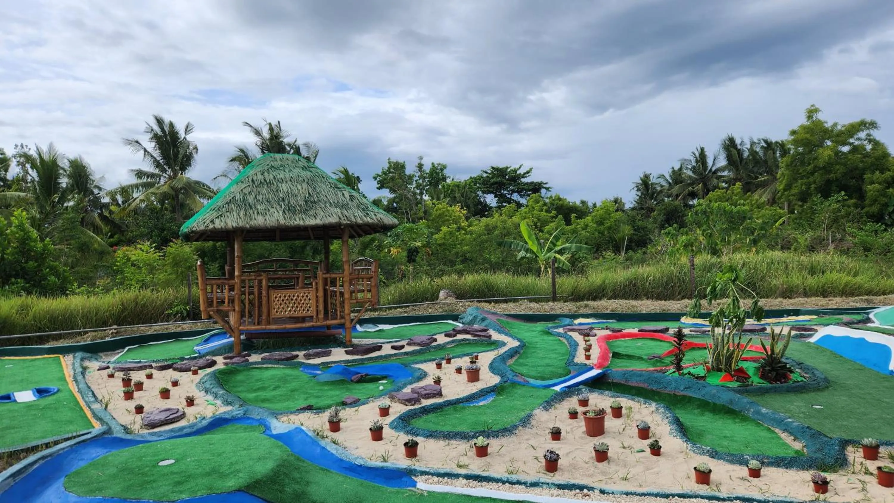 Nirvana Bamboo & Dive resort